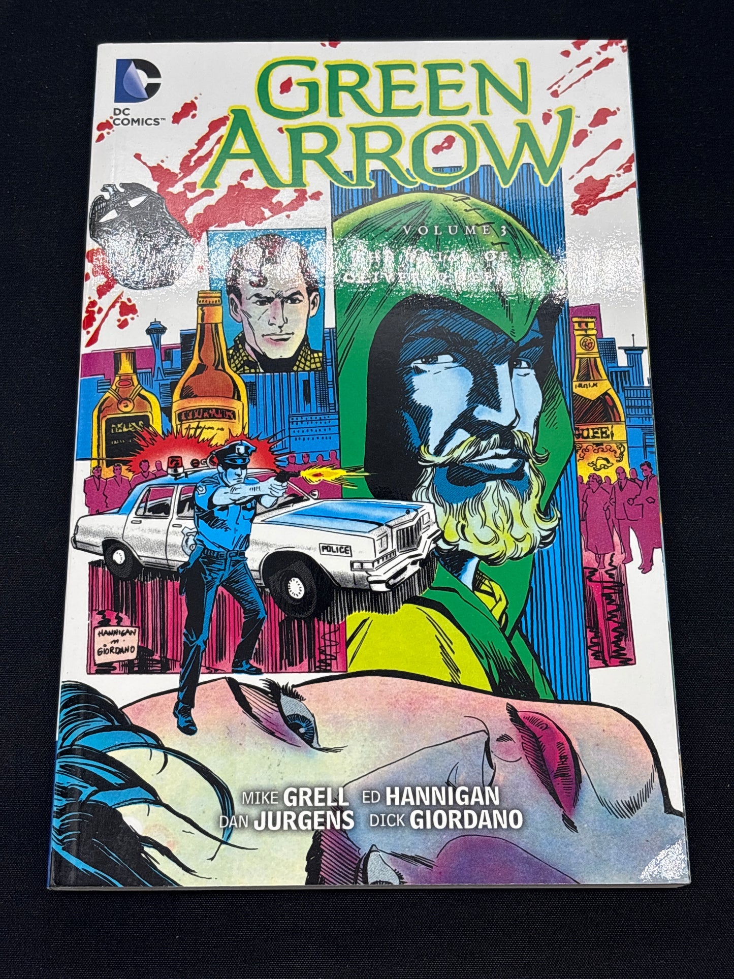 Auction Lot 212: DC Comics Green Arrow Volume 3 Trial of Oliver Queen Graphic Novel