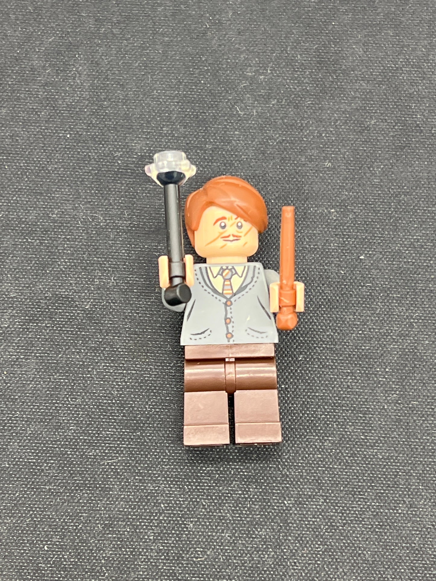 Auction Lot 224: Lego Loose Minifigure Remus Lupin