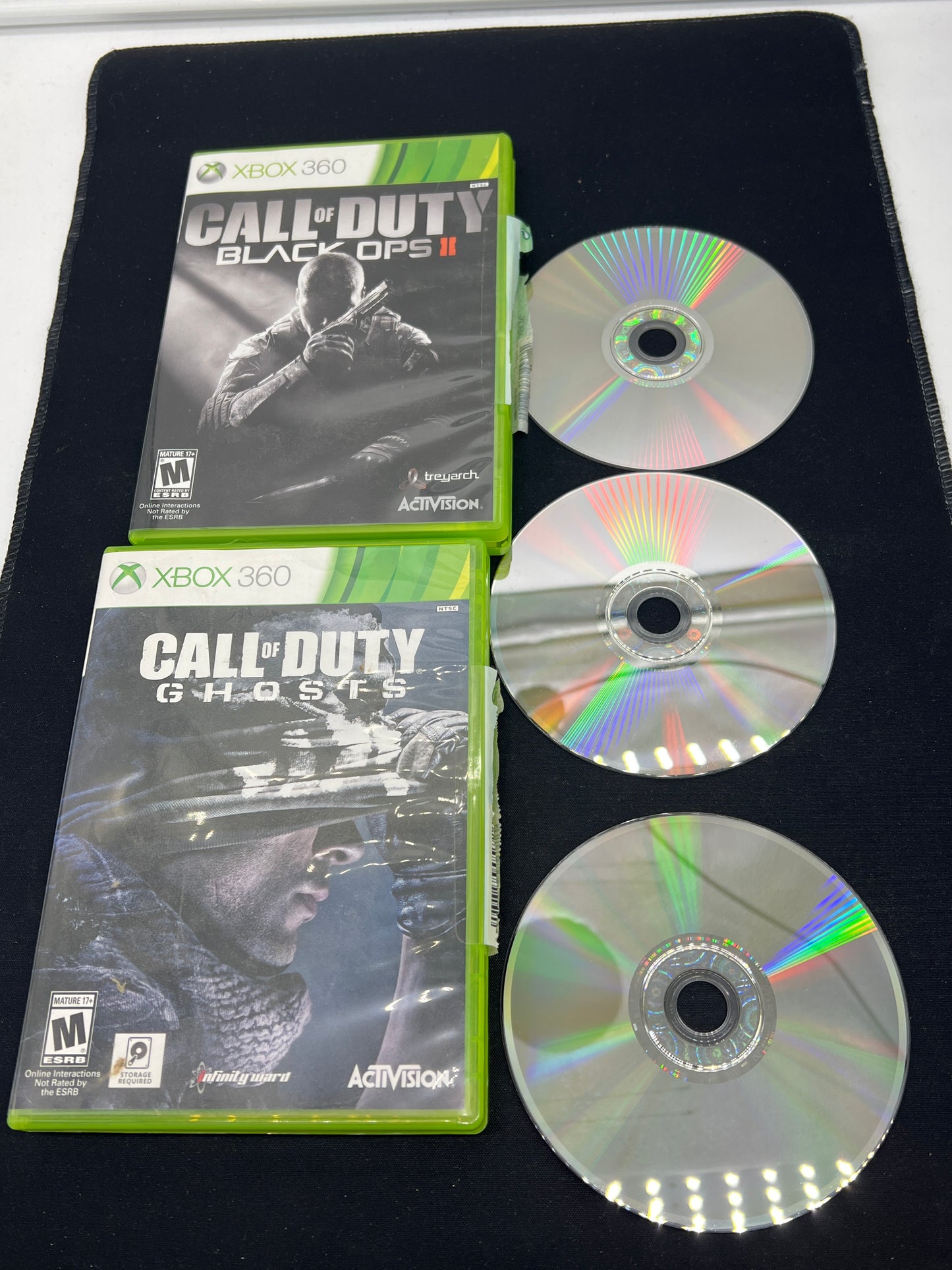 Auction Lot 115: XBOX 360 Lot of 3 Assorted Call of Duty Disc & Case