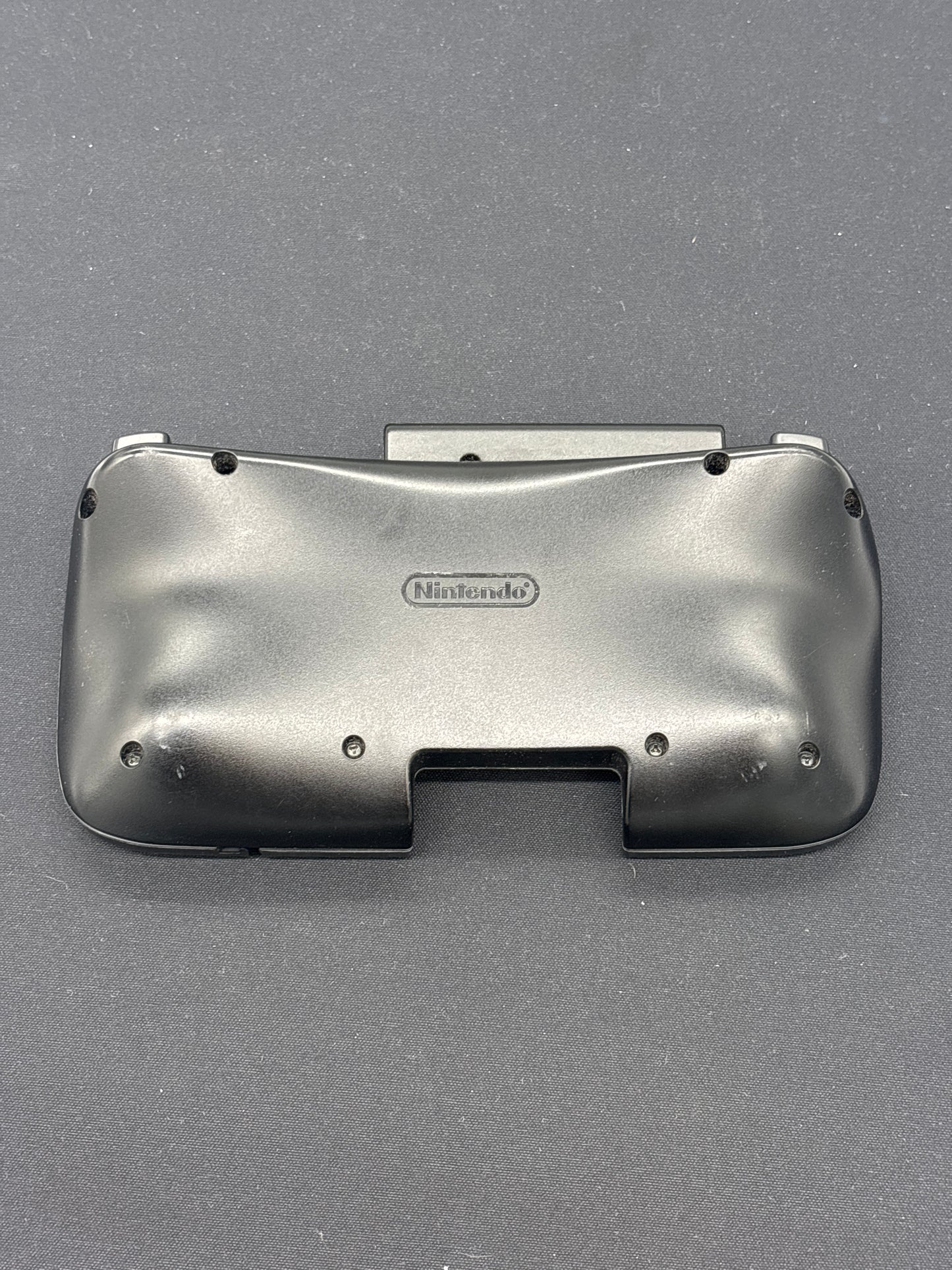 Auction Lot 222: Nintendo 3DS Circle Pad Pro Accessory