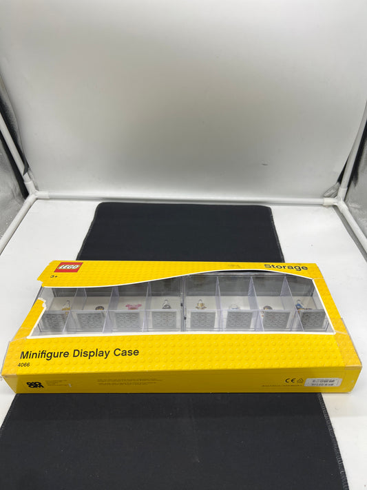 Auction Lot 3: Lego Multifigure Display Case Sealed