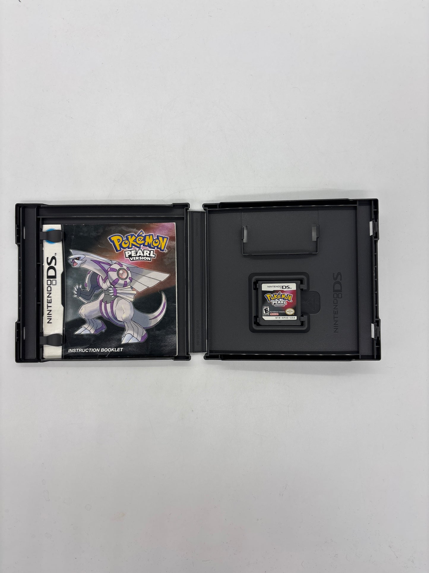 Auction Lot 188: Nintendo DS Pokemon Pearl with Replacement Case