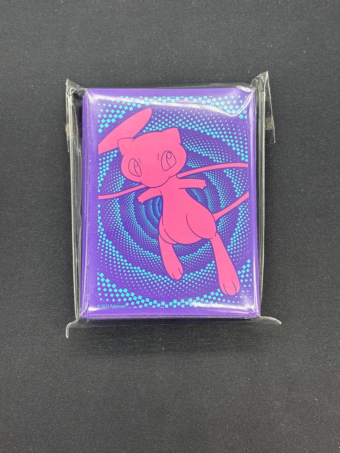 Auction Lot 48: Fusion Strike ETB Card Sleeves Unused