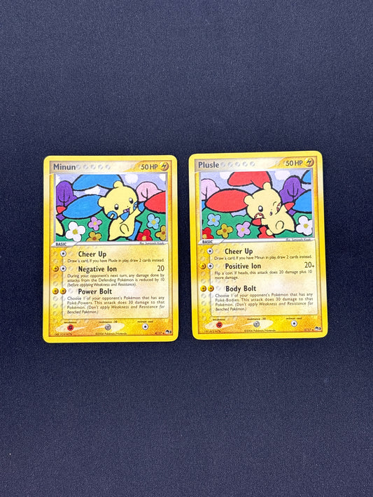 Auction Lot 33: Pokemon Mid Era Holo Rare Card Lot 3 Conditions Vary