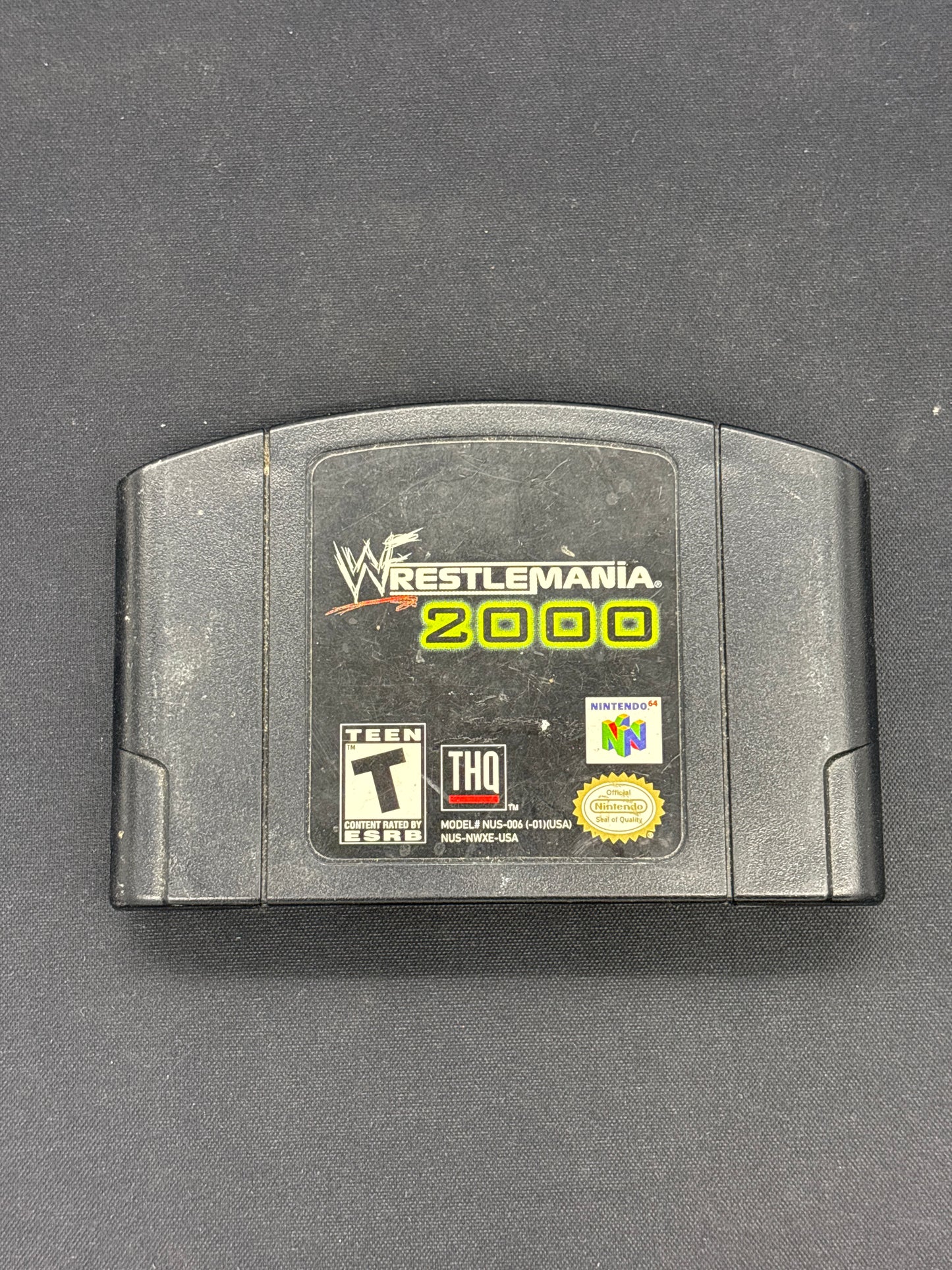 Auction Lot 7: NES Nintendo WWF WrestleMania 2000 Cartridge Only