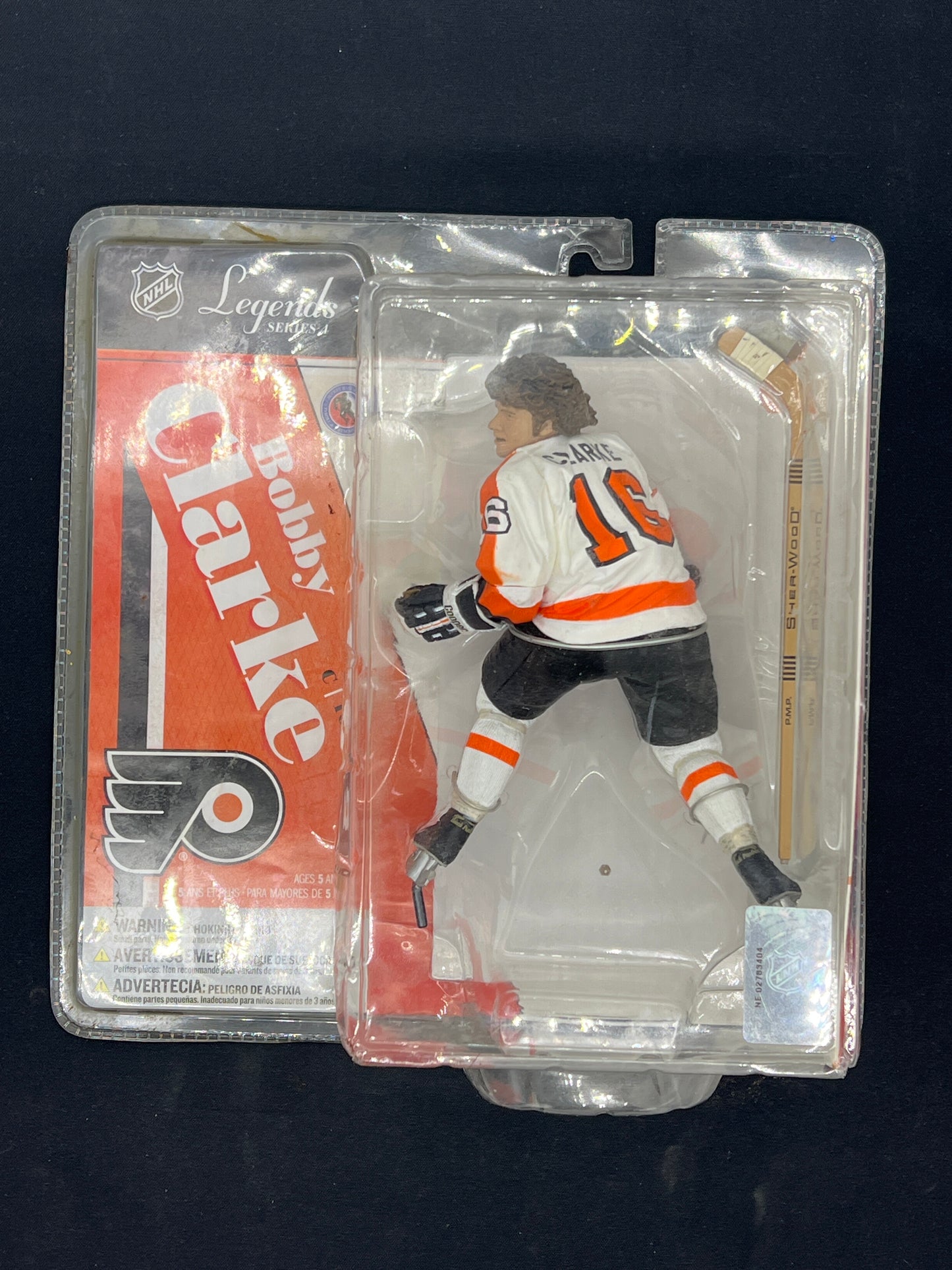 Auction Lot 7: NHL Legends Series 4 Bobby Clarke Figure