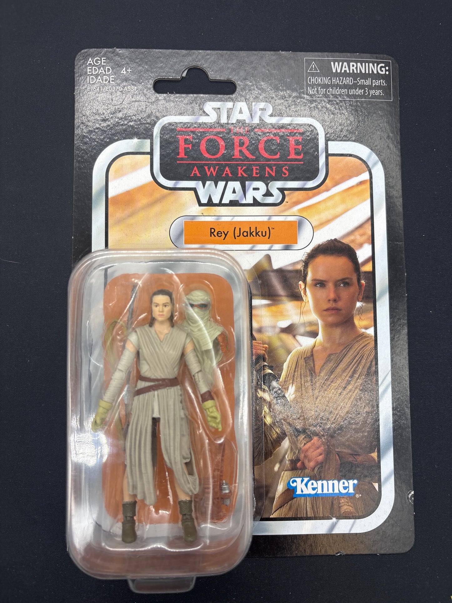 Auction Lot 81: Star Wars The Force Awakens Rey Jakku Vintage Collection Kenner Figure