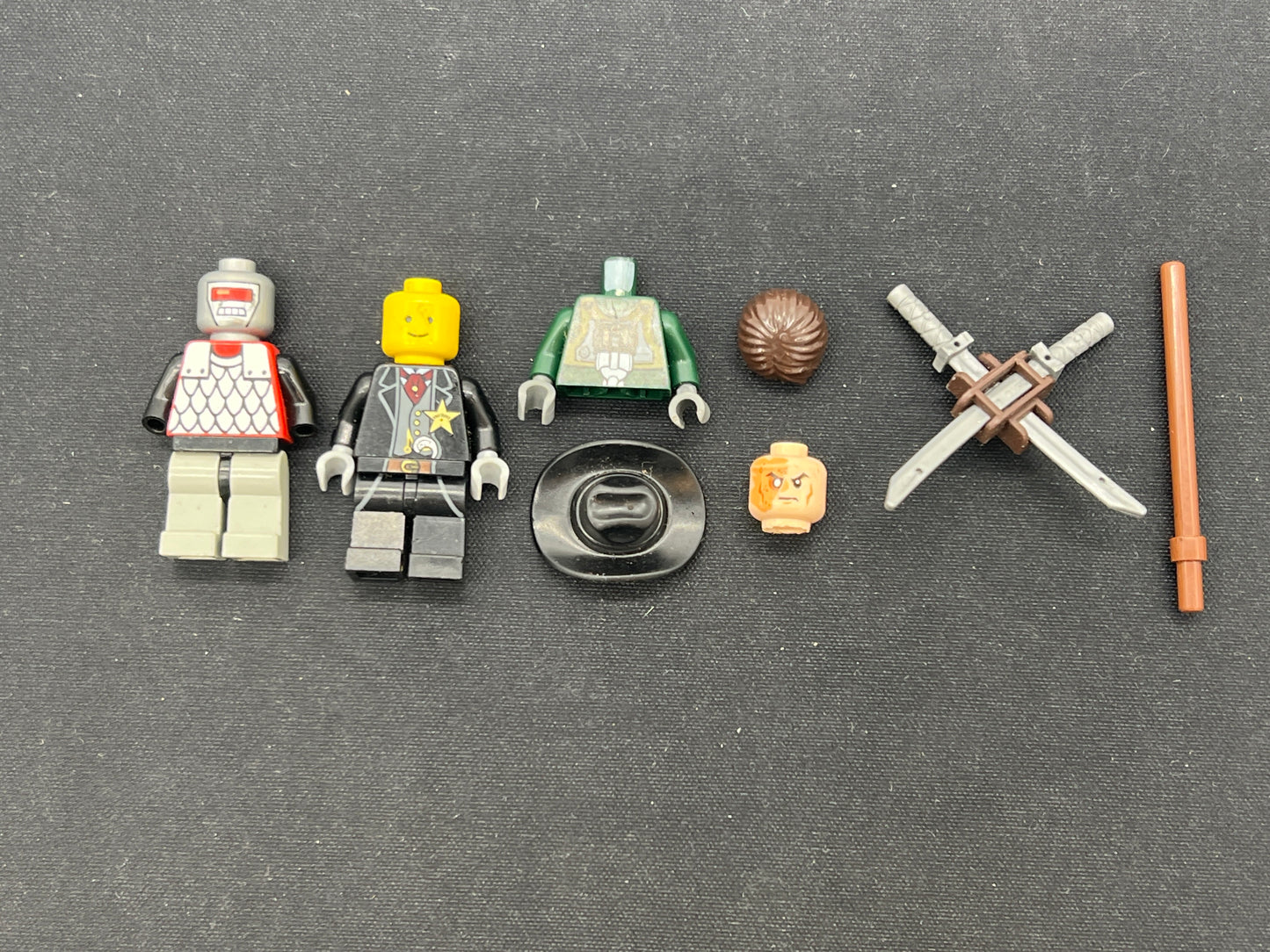 Auction Lot 231: Lego Minifigure Loose Assorted Lot 3