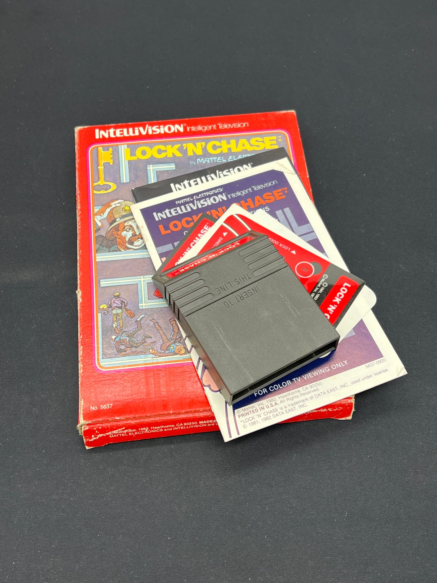Auction Lot 181: Intellivision Lock 'N' Chase Mattel Electronics CIB