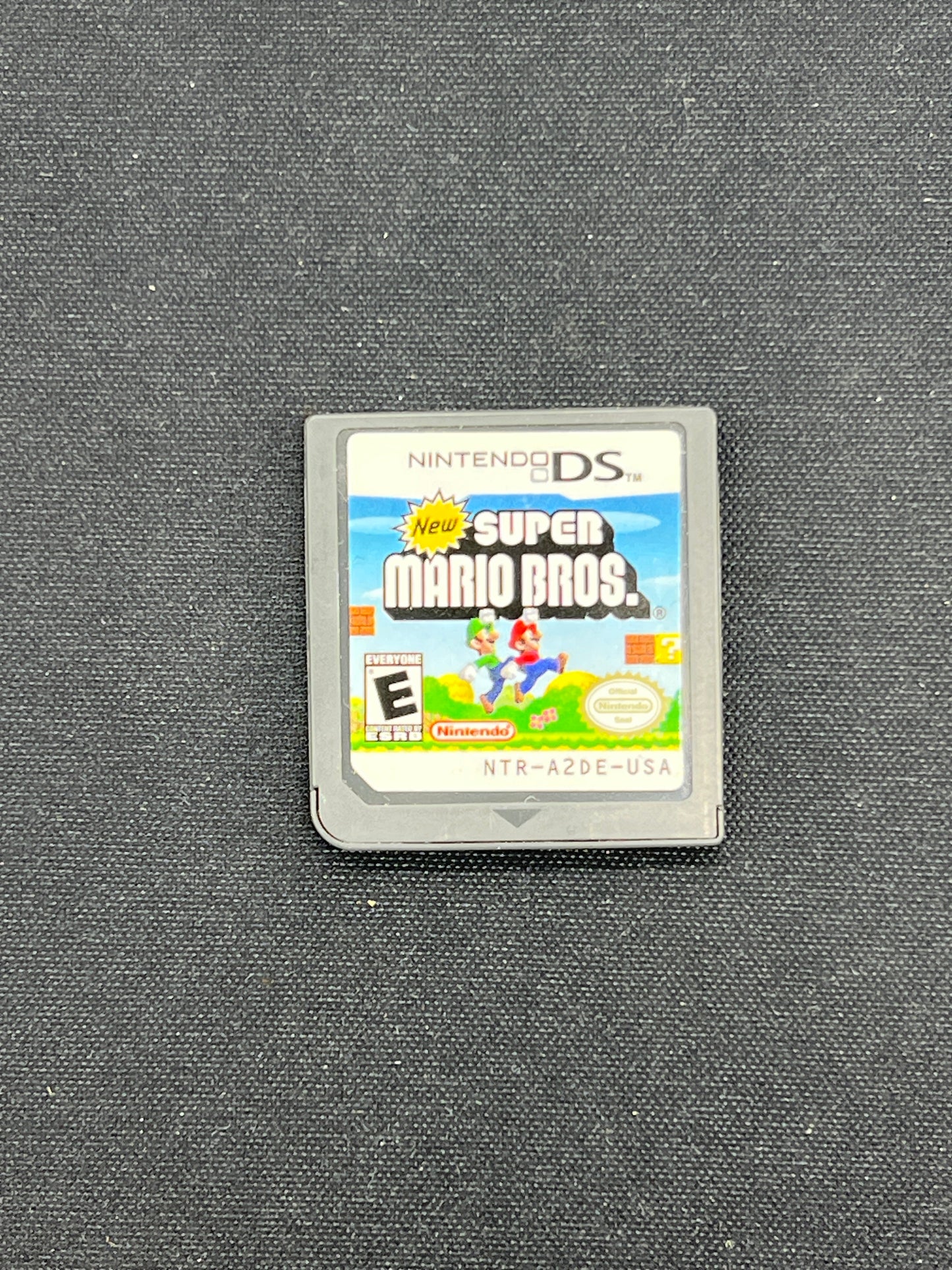 Auction Lot 104: Nintendo DS New Super Mario Bros. Cartridge Only