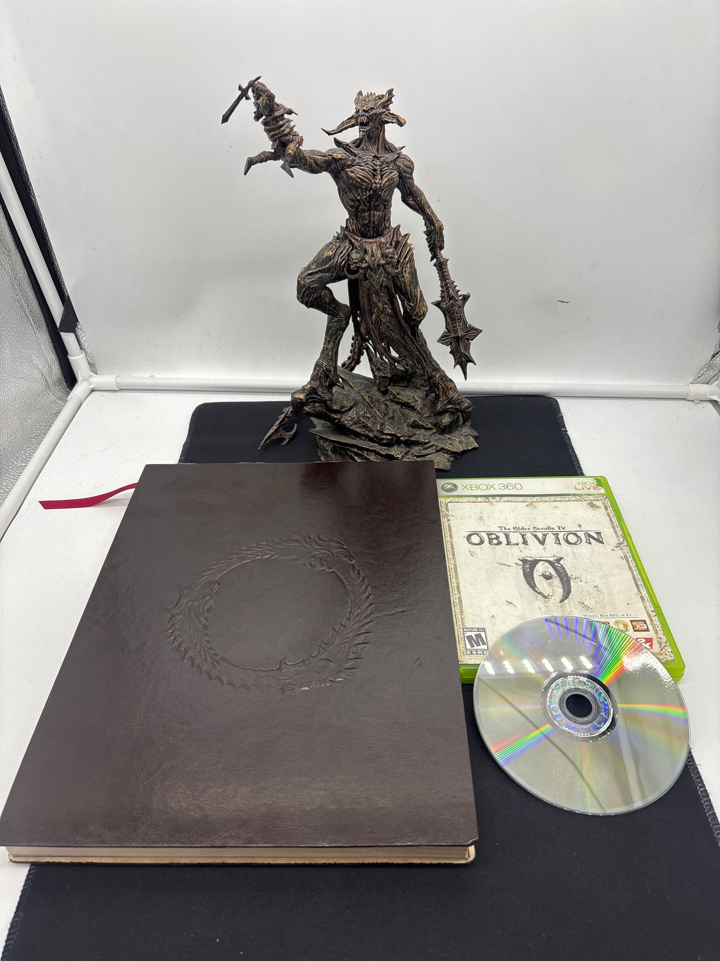Auction Lot 6: XBOX 360 Game Elder Scrolls Oblivion with Elder Scrolls Online Collector's Statue and Book