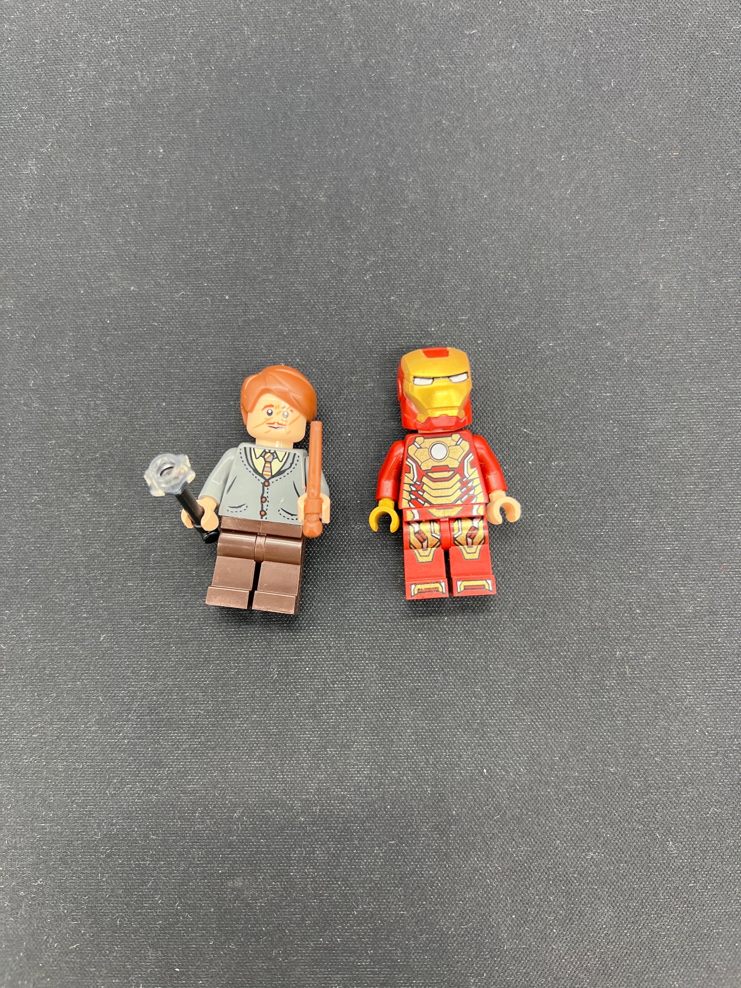Auction Lot 31: Lego Authentic Minifigure Lot Loose