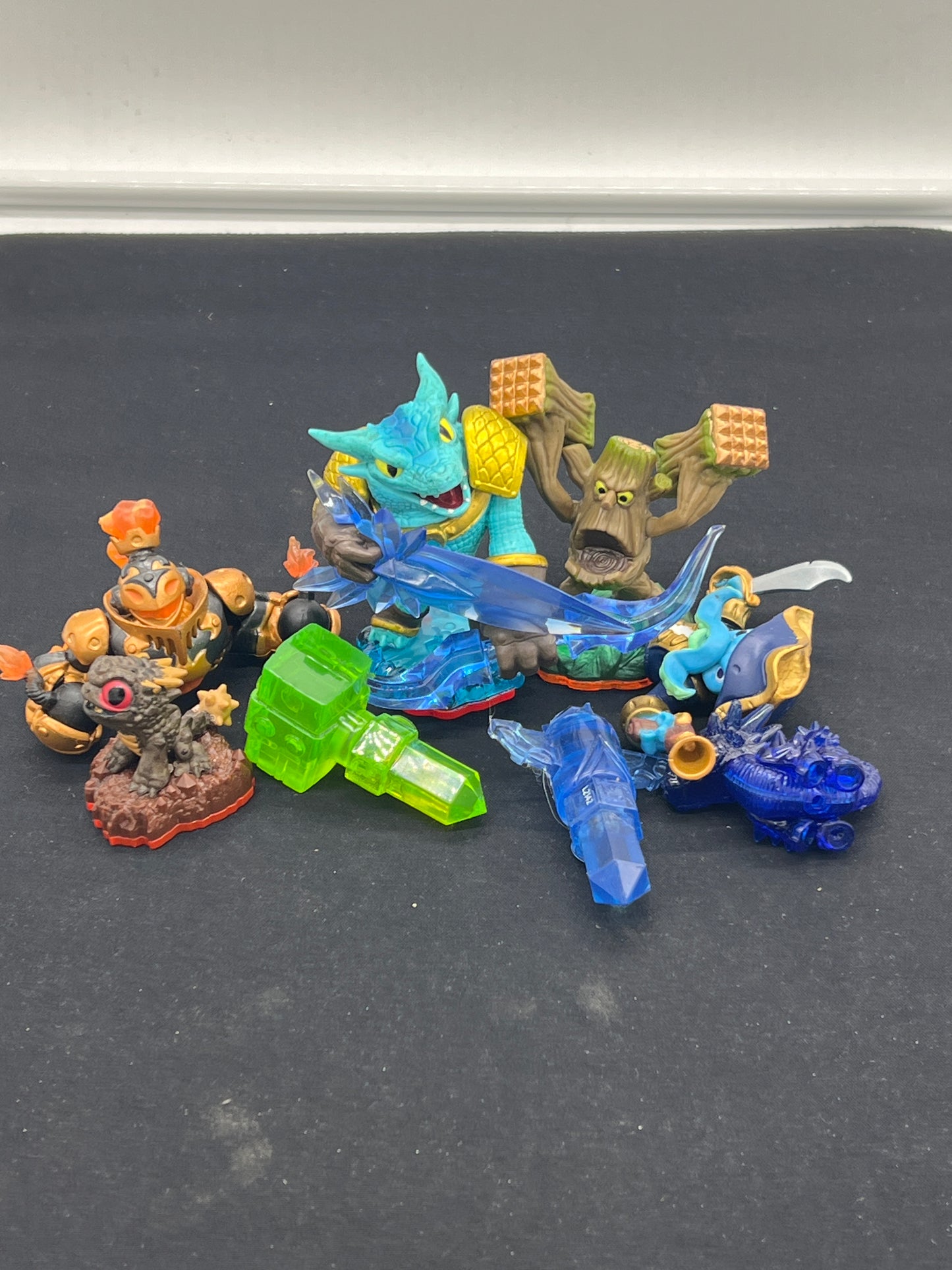Auction Lot 368: Assorted Skylanders Figure Lot