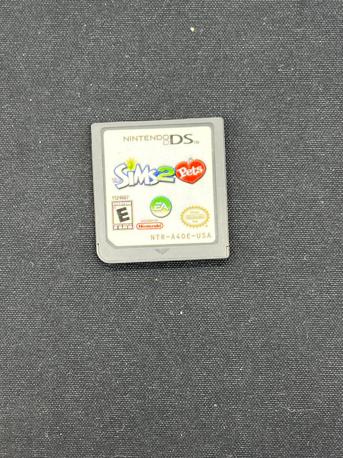 Auction Lot 114: Nintendo DS The Sims 2 Pets Cartridge Only