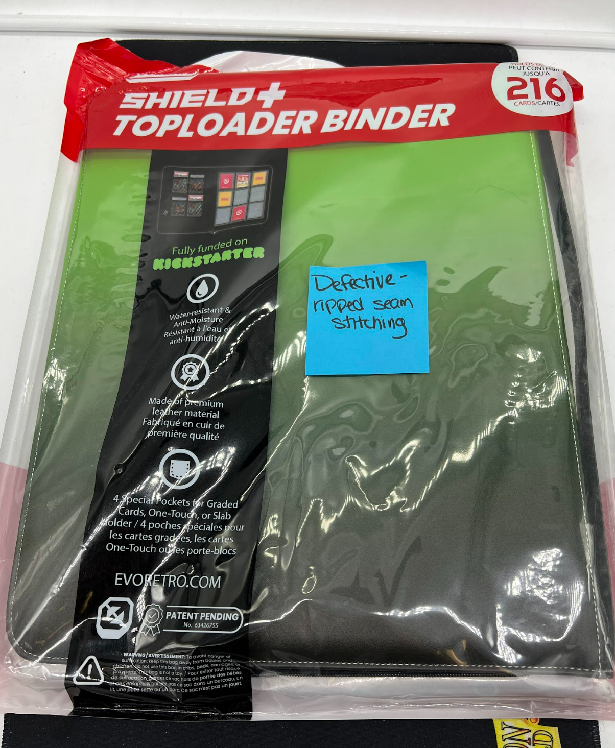 Auction Lot 128: EvoRetro 216 Toploader Card Binder With Defect Ripped Seam Stitching
