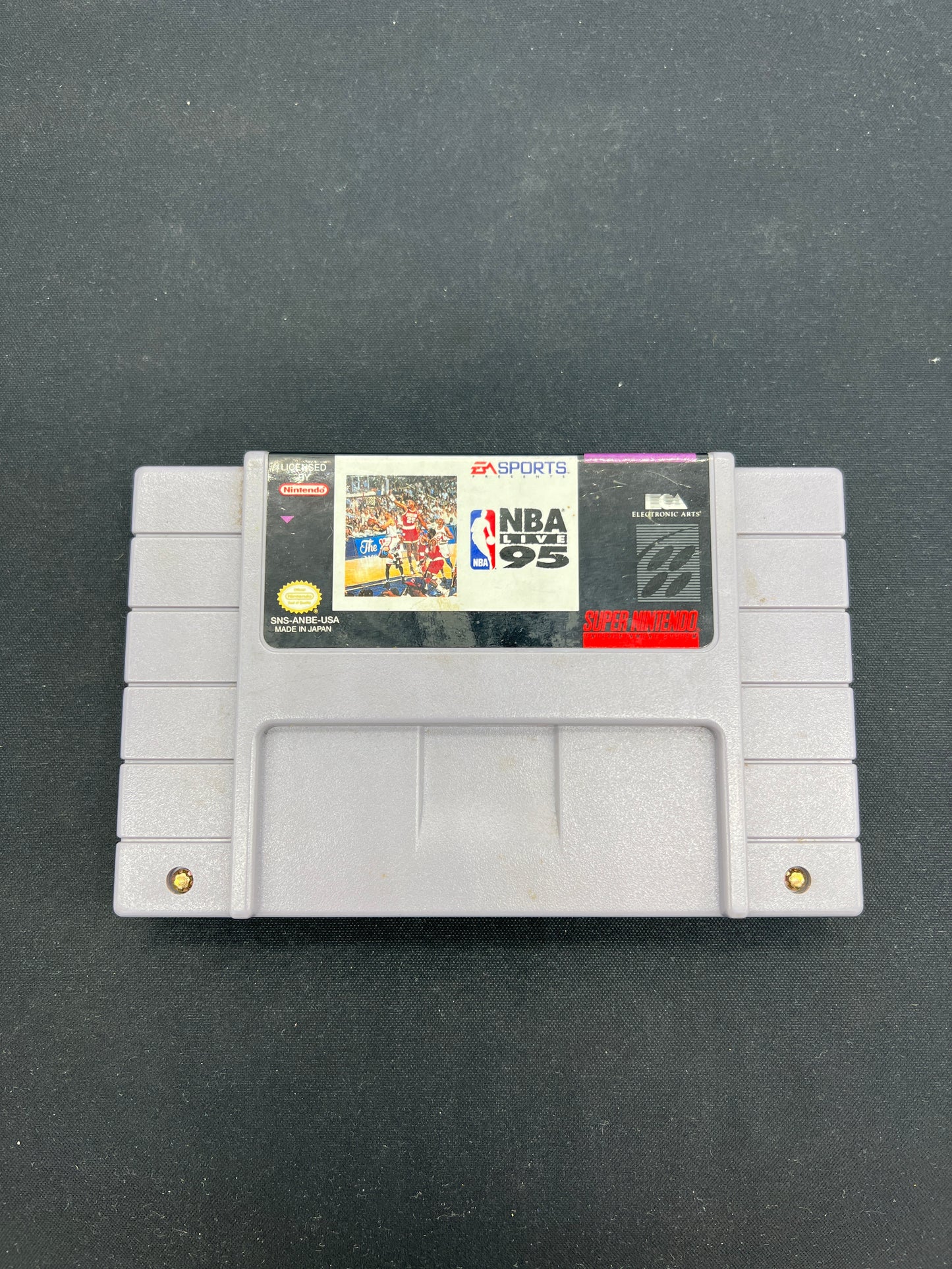 Auction Lot 105: Nintendo SNES Video Game NBA Live 95 Loose