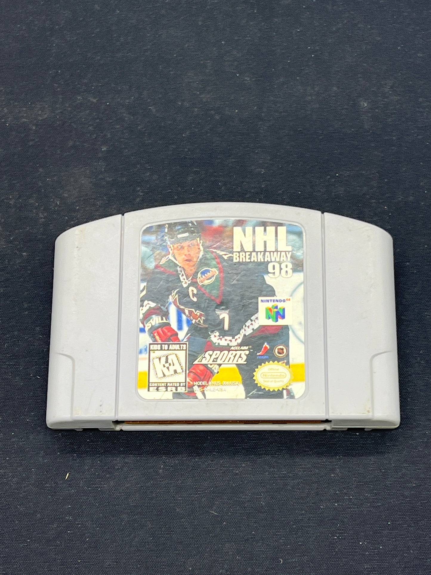 Auction Lot 221: Nintendo 64 NHL Breakaway 98 Cartridge Only