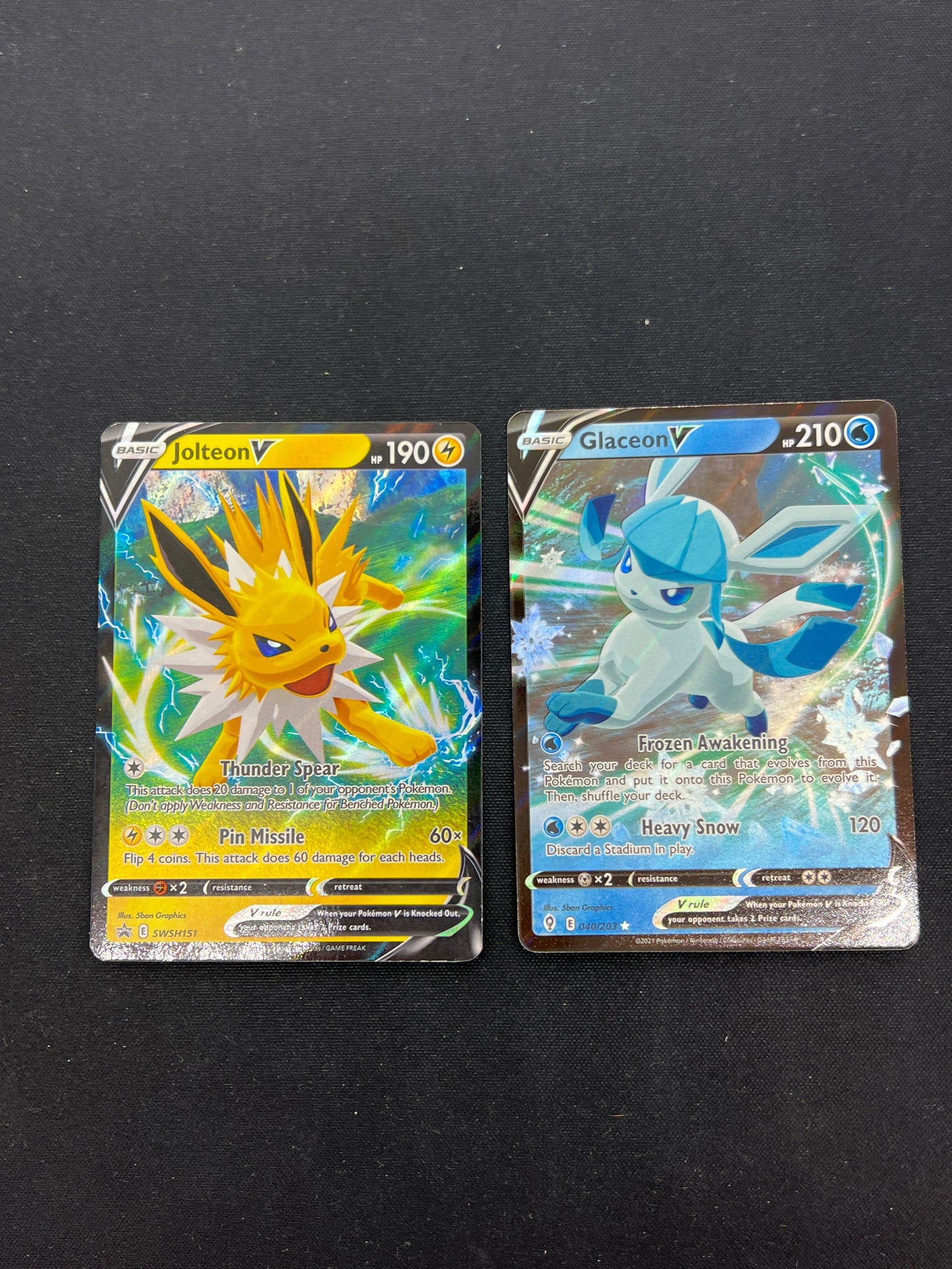 Auction Lot 258: Pokemon Cards Lot of 2 Full Art V Eeveelutions Condition Vary