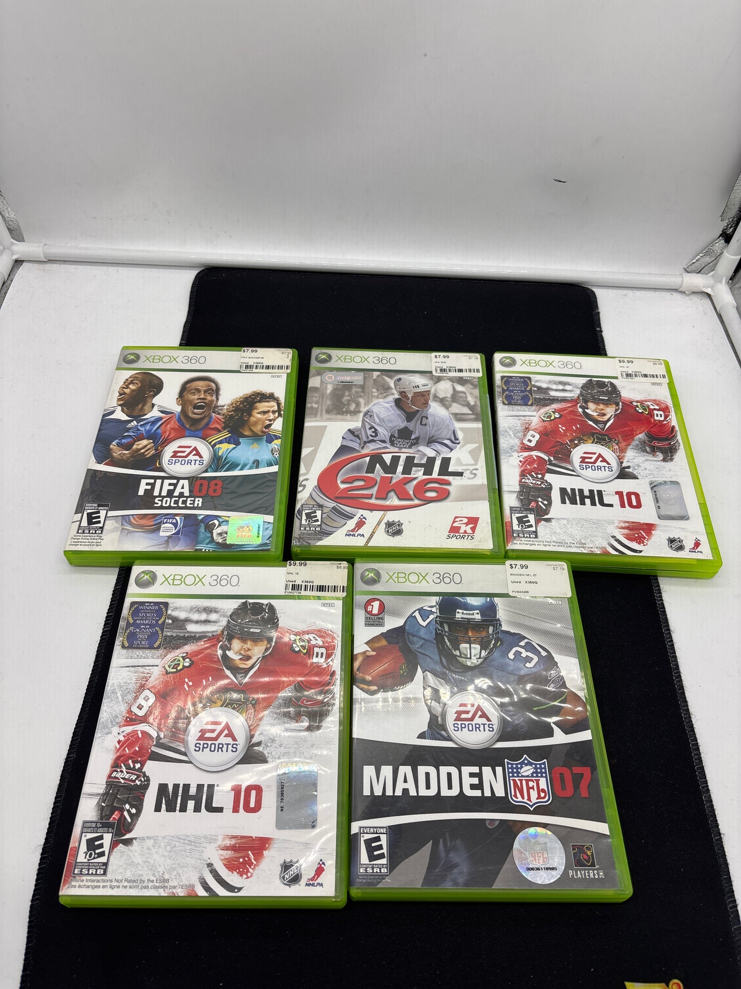 Auction Lot 111: XBox360 Video Game Lot of 5 FIFA 08 NHL 10 Madden 0 NHL 2K6
