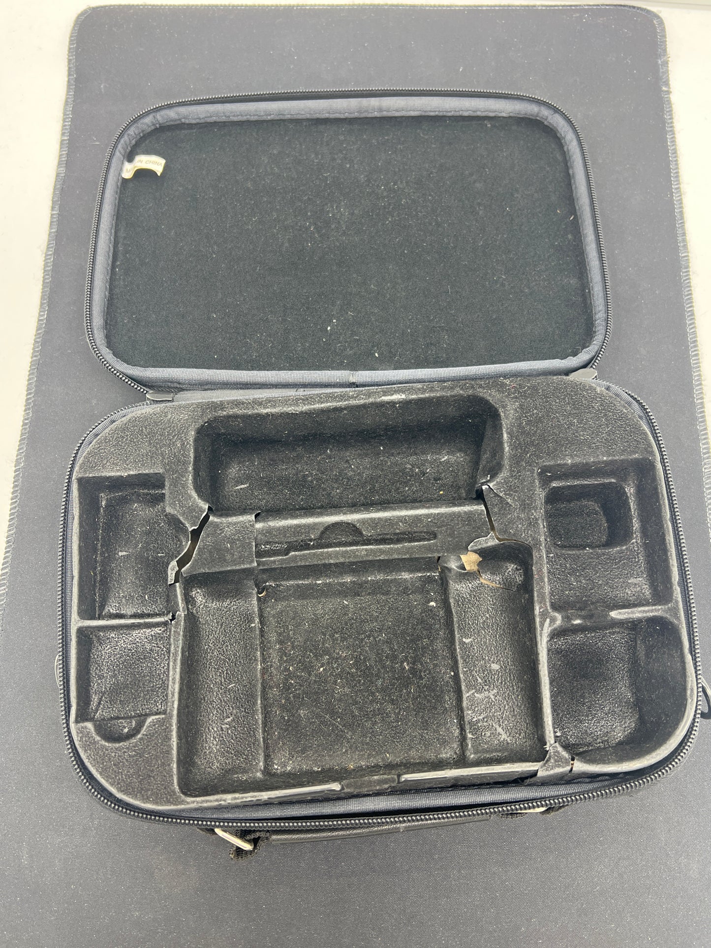 Auction Lot 134: Video Game Case for Nintendo DS Handheld