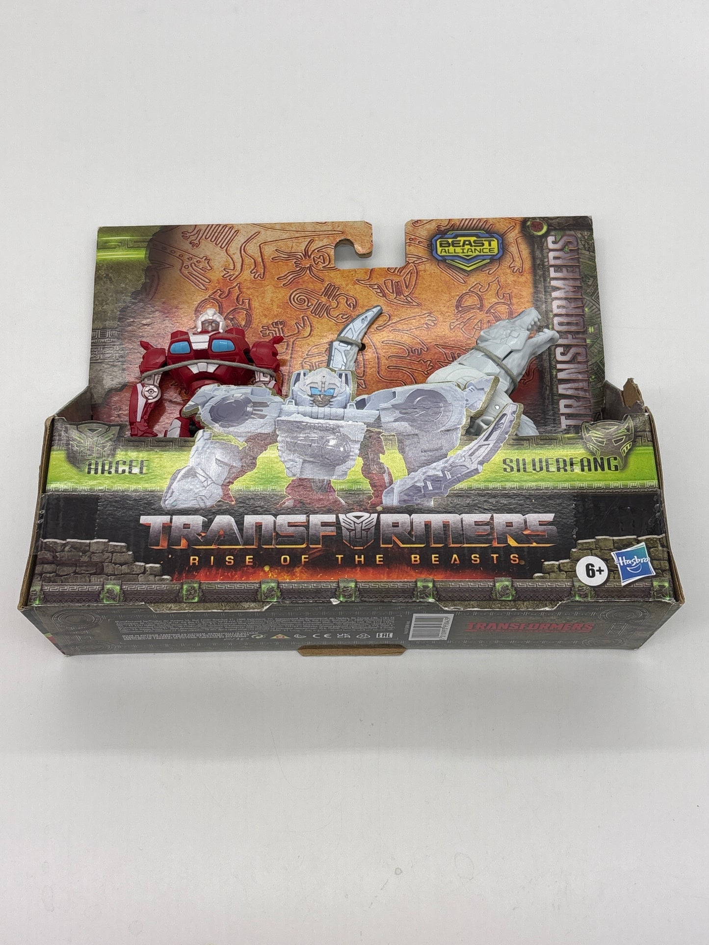 Auction Lot 173: Transformers Rise of the Beasts Beast Alliance Arcee And Silverfang Figure