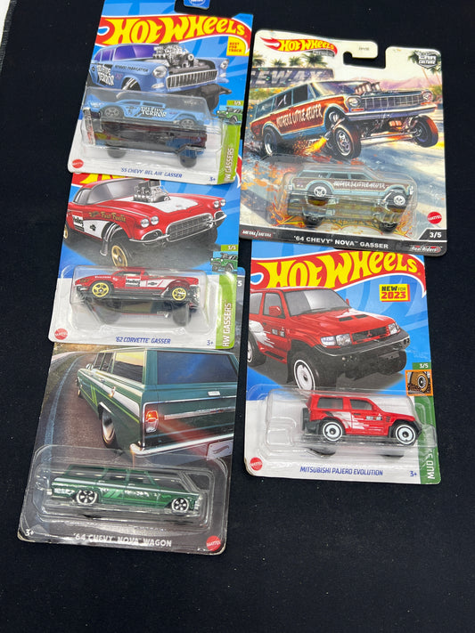 Auction Lot 9: Hot Wheels Assorted Lot of 5