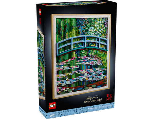31220 Bridge Over A Pond Of Water Lilies