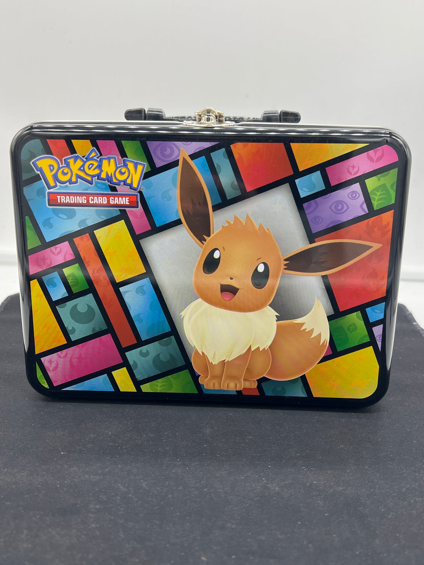 Auction Lot 97: Pokemon Themed Eevee Aluminum Lunch Tin