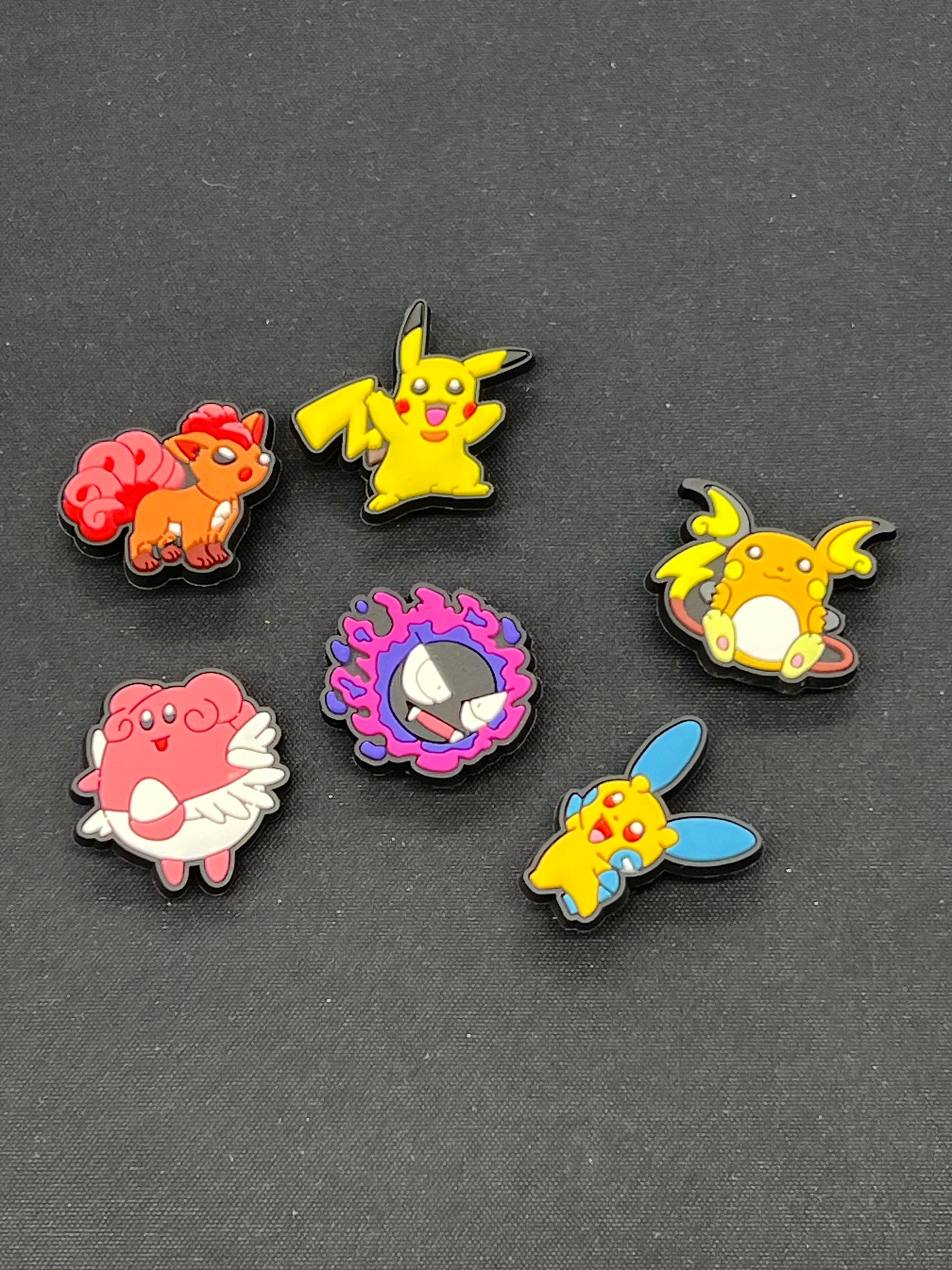 Auction Lot 177: Pokemon Croc Jibbits Lot of 6 Pikachu Raichu Vulpix ETC.