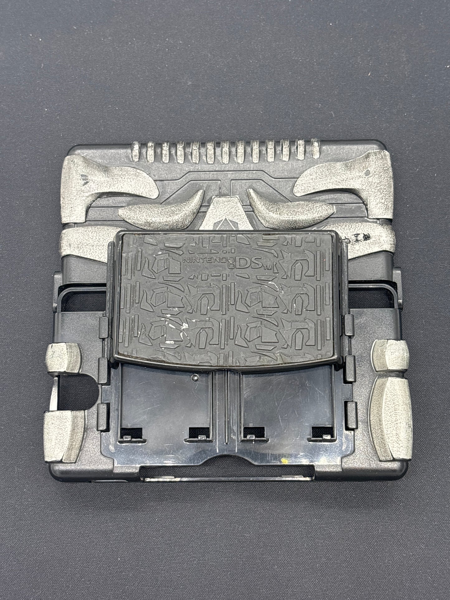 Auction Lot 220: Transformers Themed Plastic Case for Nintendo DS