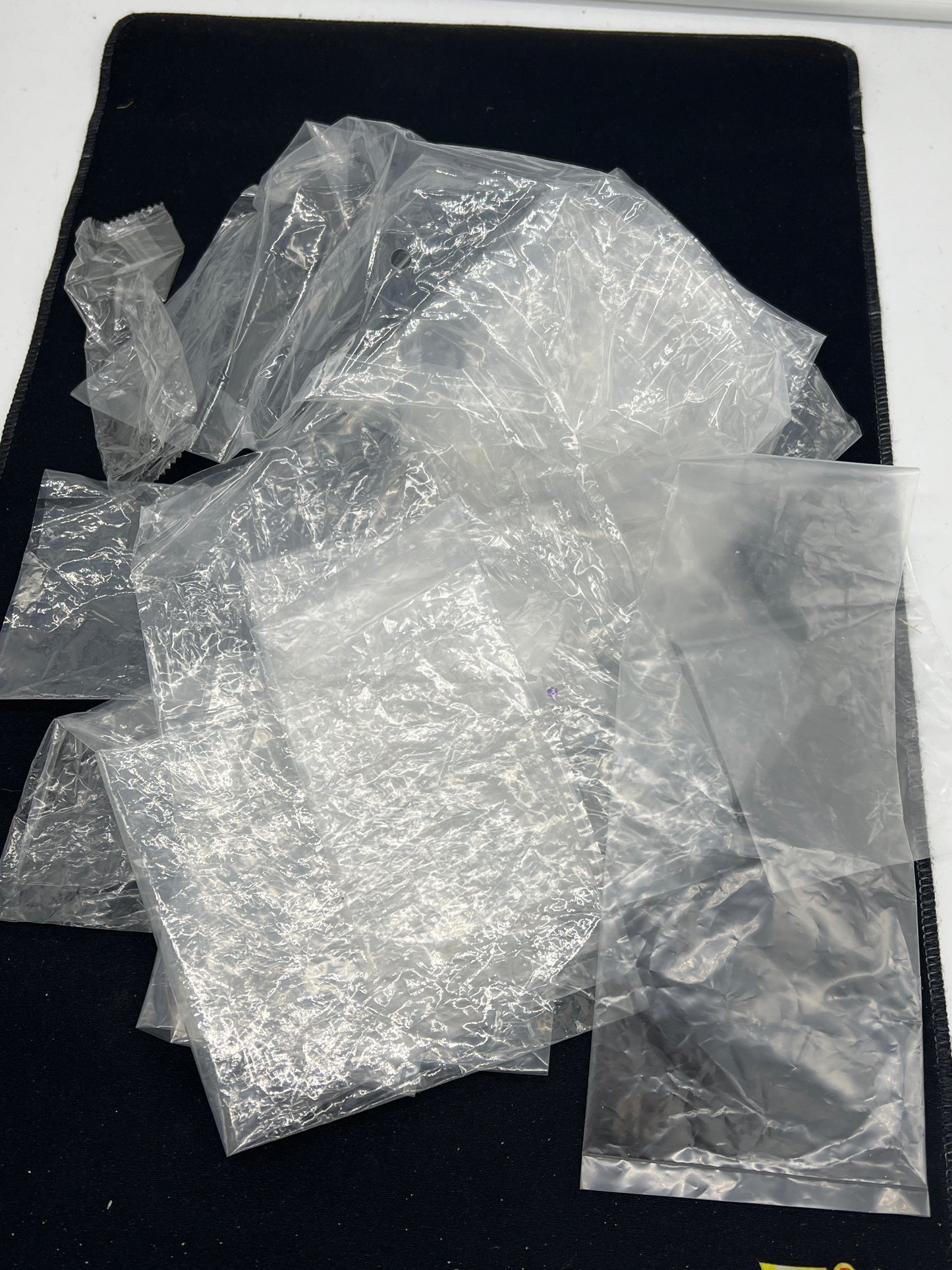 Auction Lot 189: clear plastic inserts for Nintendo NES SNES Consoles