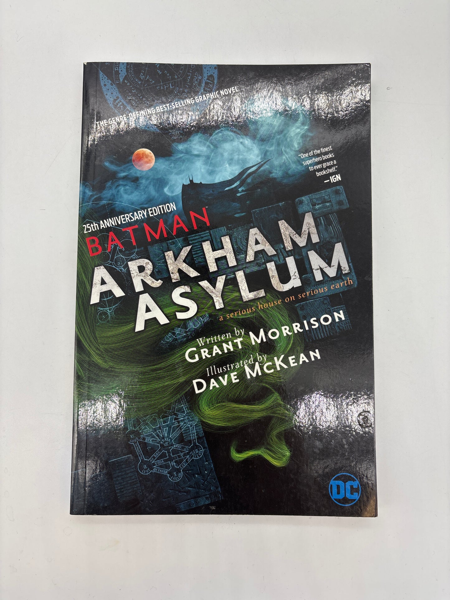 Auction Lot 170: Batman Arkham Asylum 25th Anniversary Edition Graphic Novel