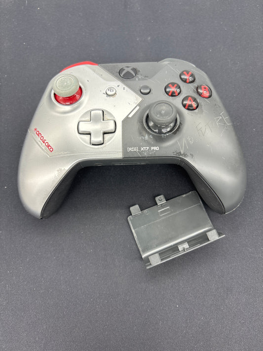 Auction Lot 34: XBOX One Controller Lot 2 Not Working For Parts