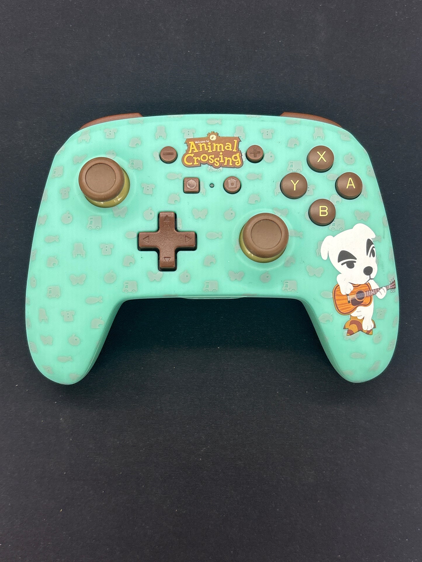 Auction Lot 174: Animal Crossing themed Controller Nintendo Switch Untested
