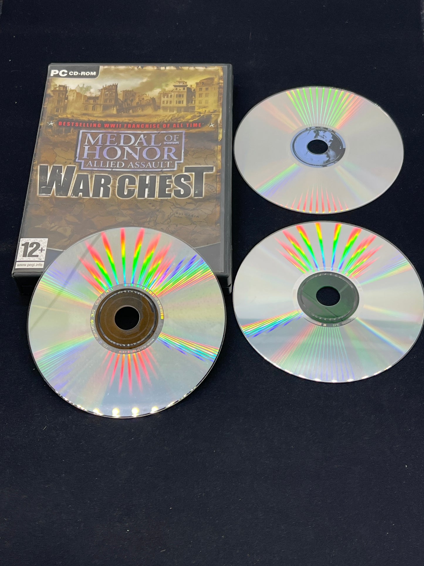 Auction Lot 67: PC Video Game Medal of Honor Allied Assault War Chest