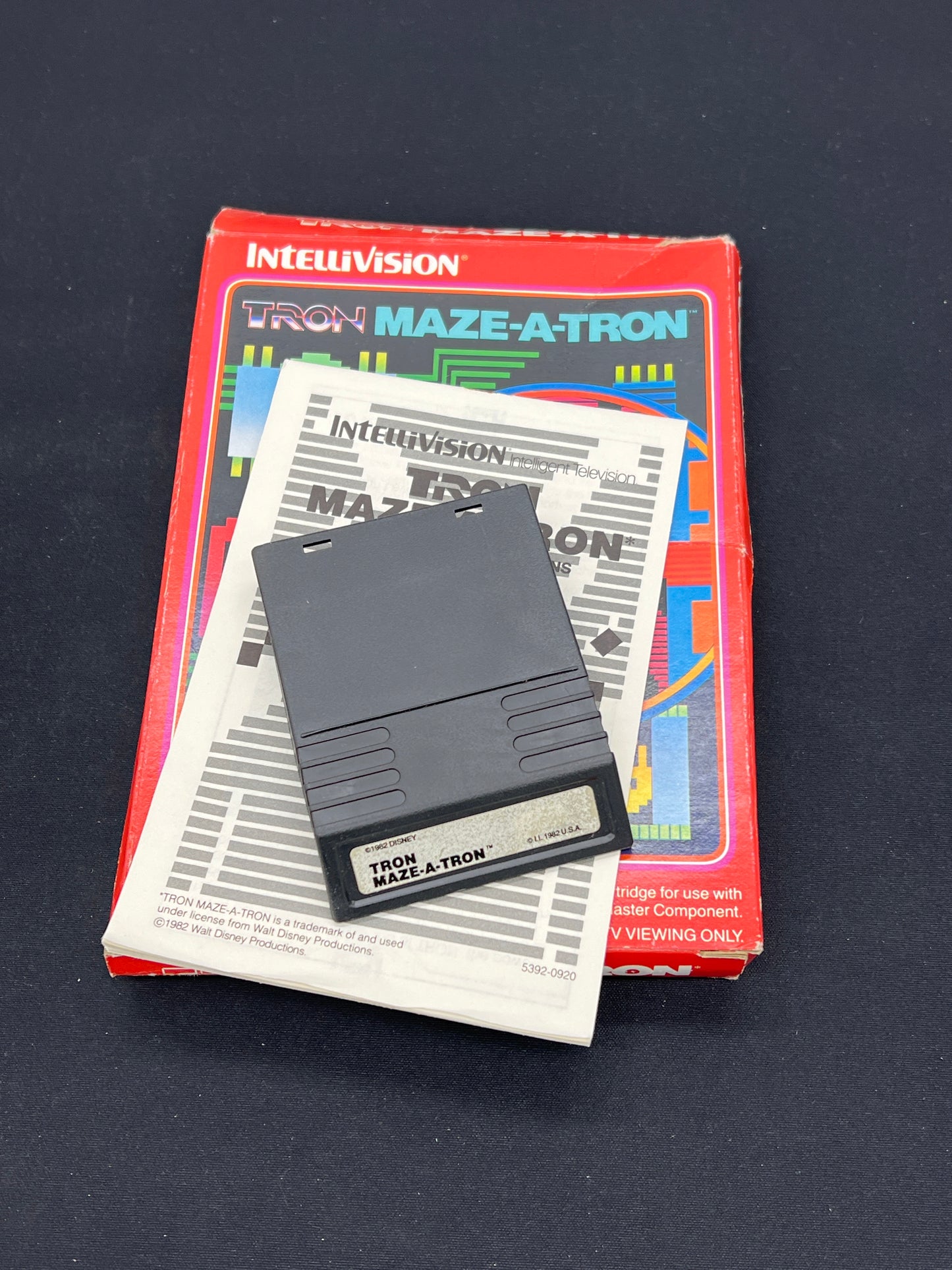 Auction Lot 185: Intellivision Tron Maze-A-Tron Mattel Electronics CIB