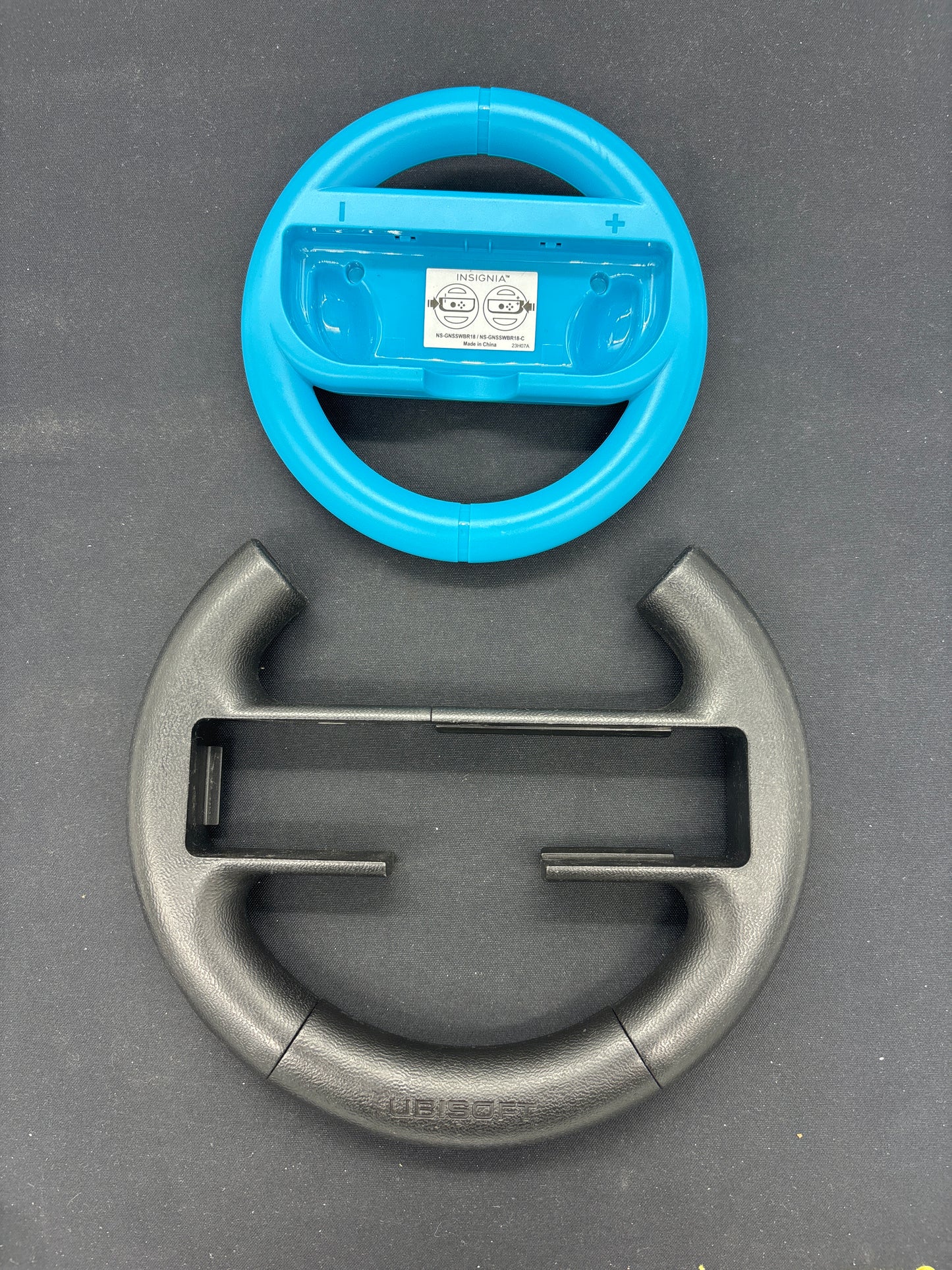 Auction Lot 86: Wii Wheel Lot