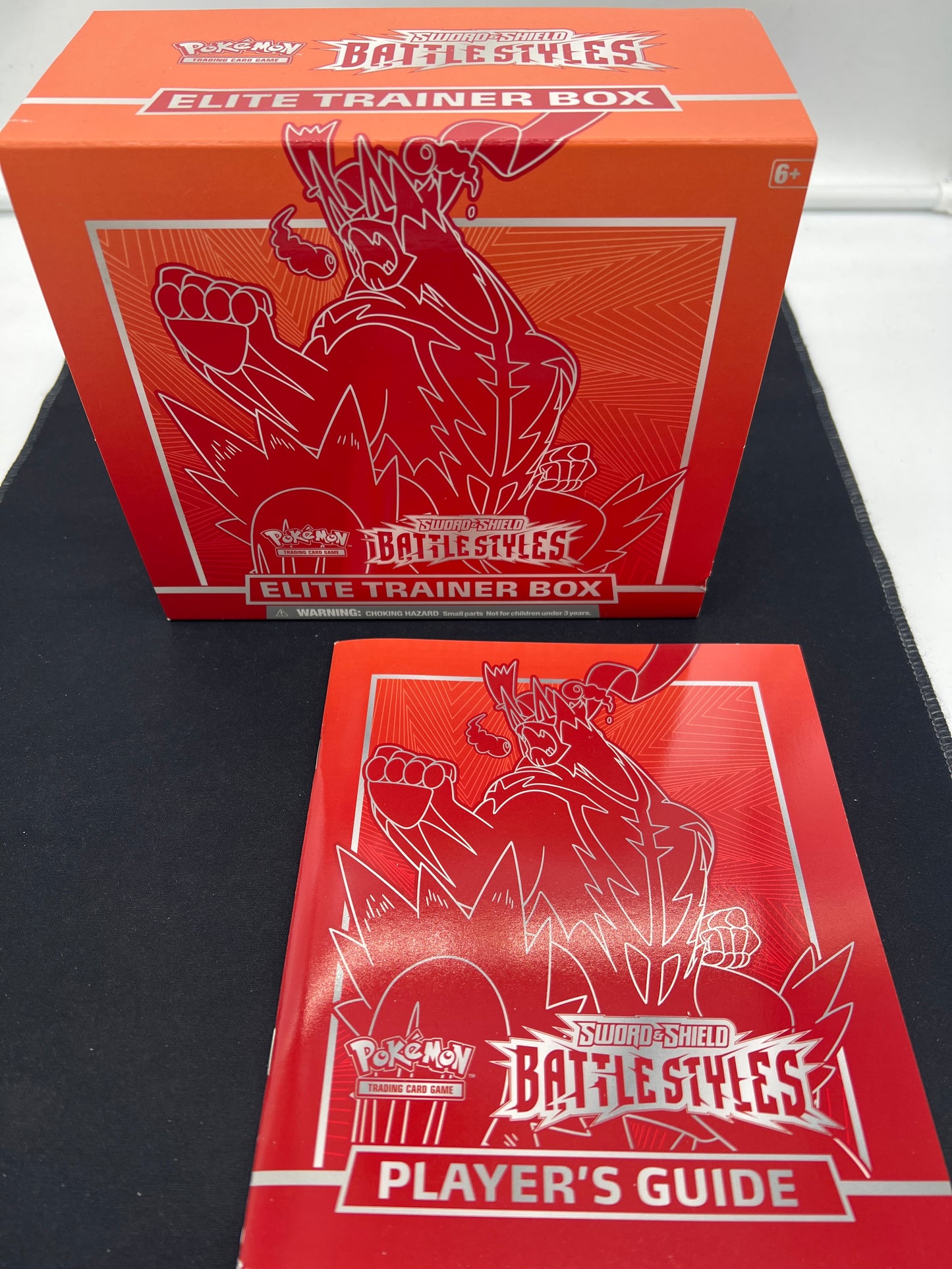 Auction Lot 149: Pokemon Cards SWSH Battle Styles Empty ETB With Accessories