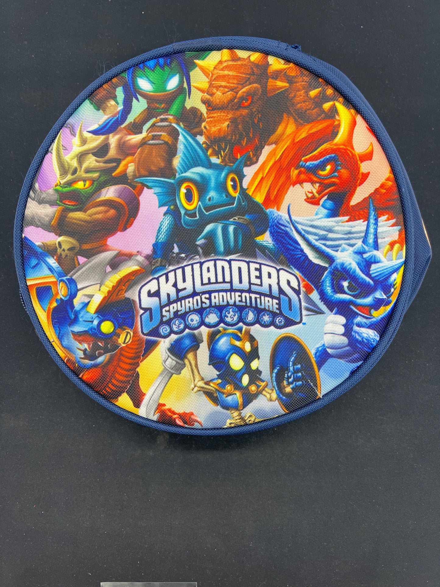 Auction Lot 370: Skylanders Accessory Pouch