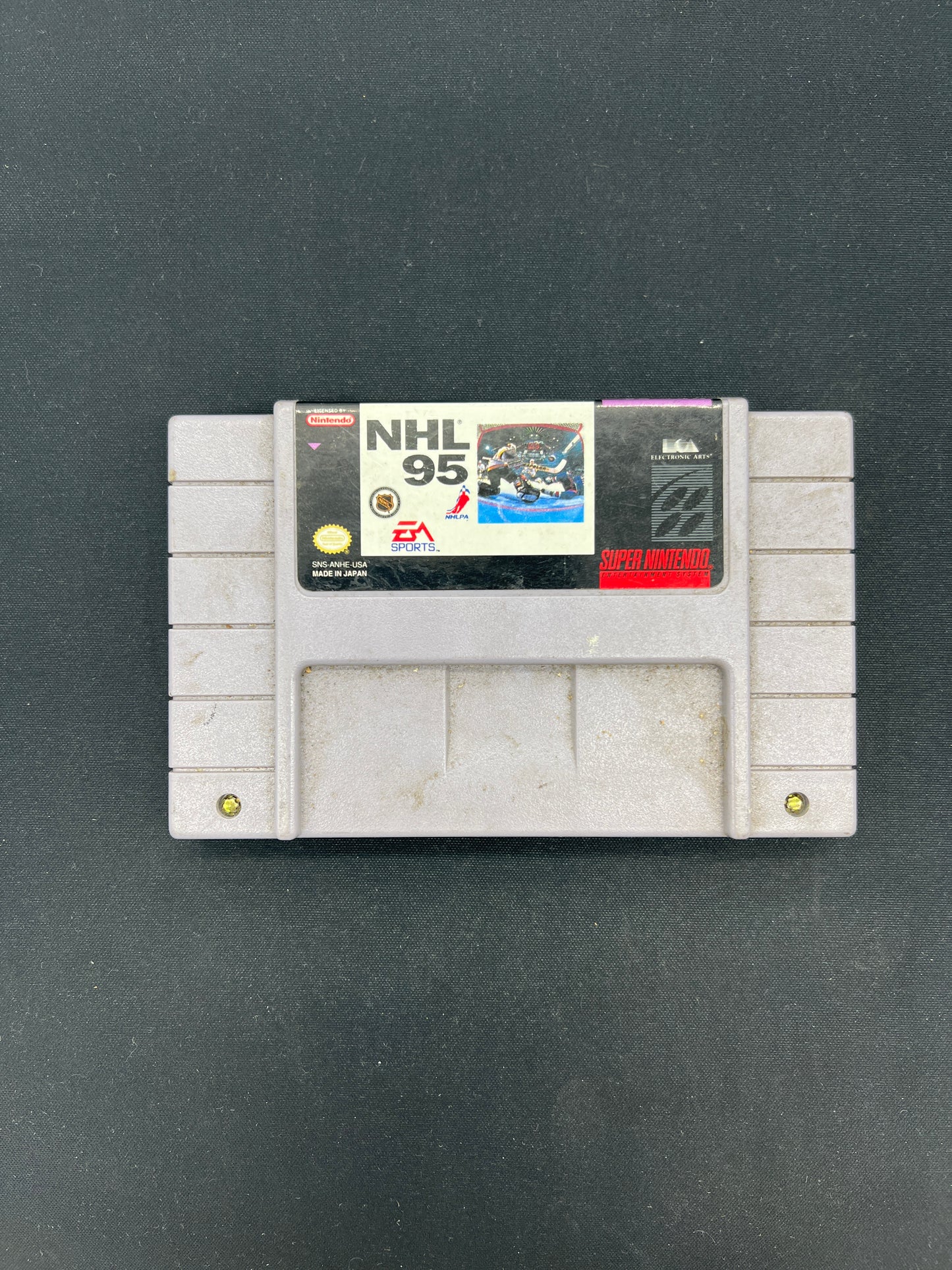 Auction Lot 95: SNES Video Game NHL '95