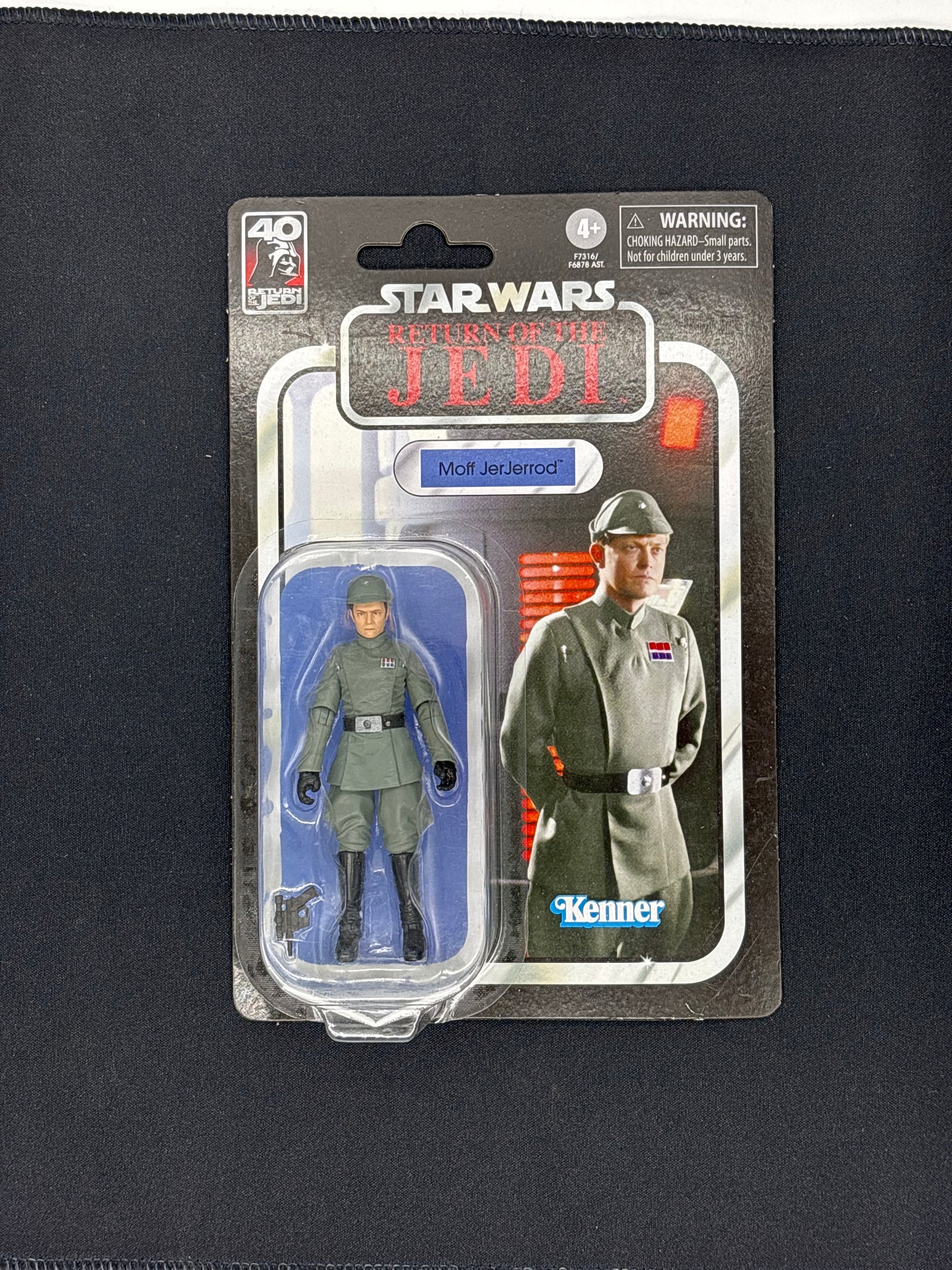 Auction Lot 170: Moff JerJerrod Star Wars Figure Unopened