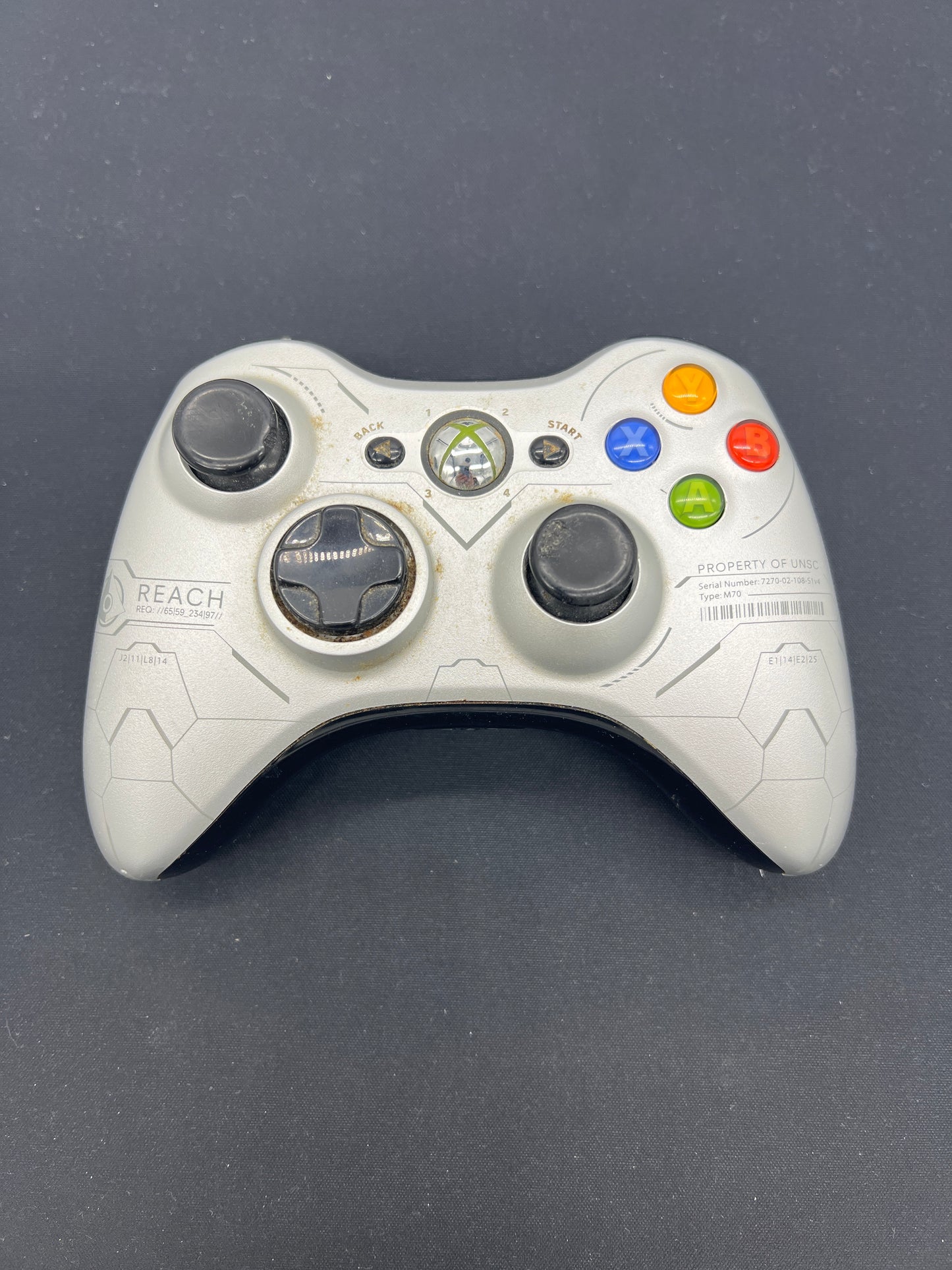 Auction Lot 114: XBOX 360 Halo Reach Silver Controller Missing Battery Pack Untested