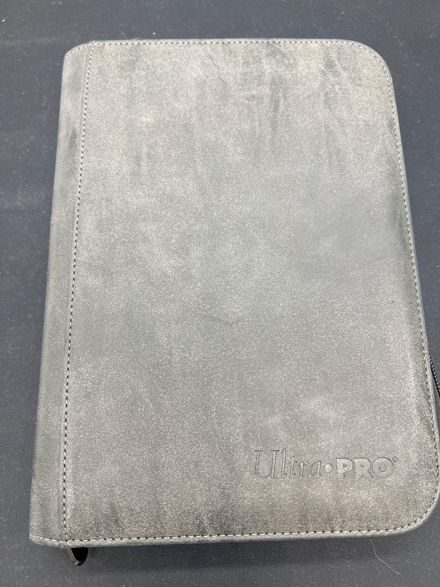 Auction Lot 241: UltraPro Zipper 4 Pocket 160 TCG Binder Ringless Lot 2