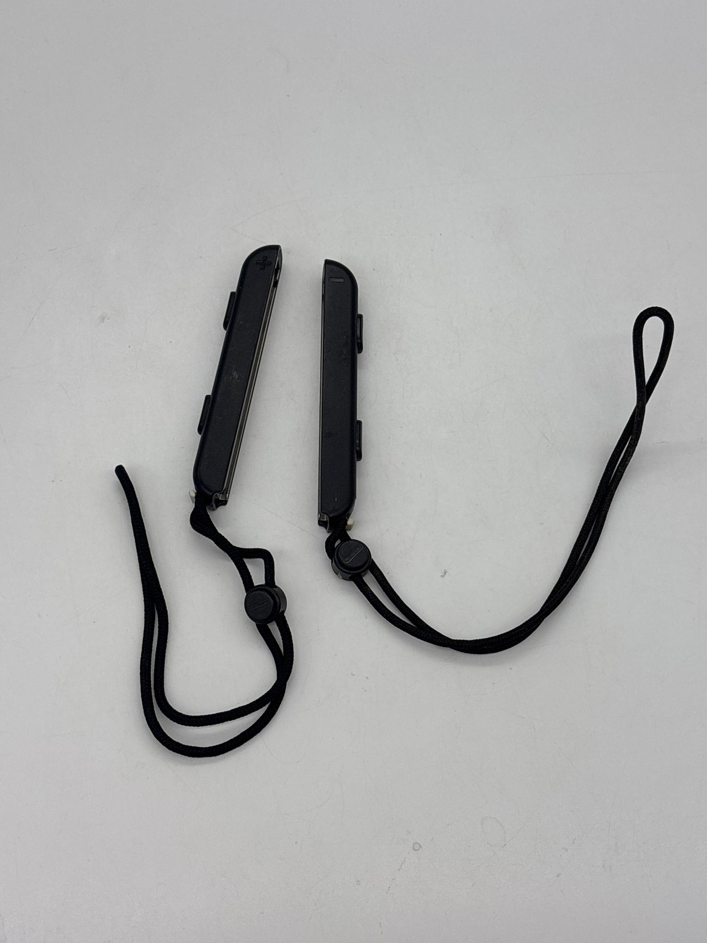 Auction Lot 166: Nintendo Switch Controller Bumpers Lot 1