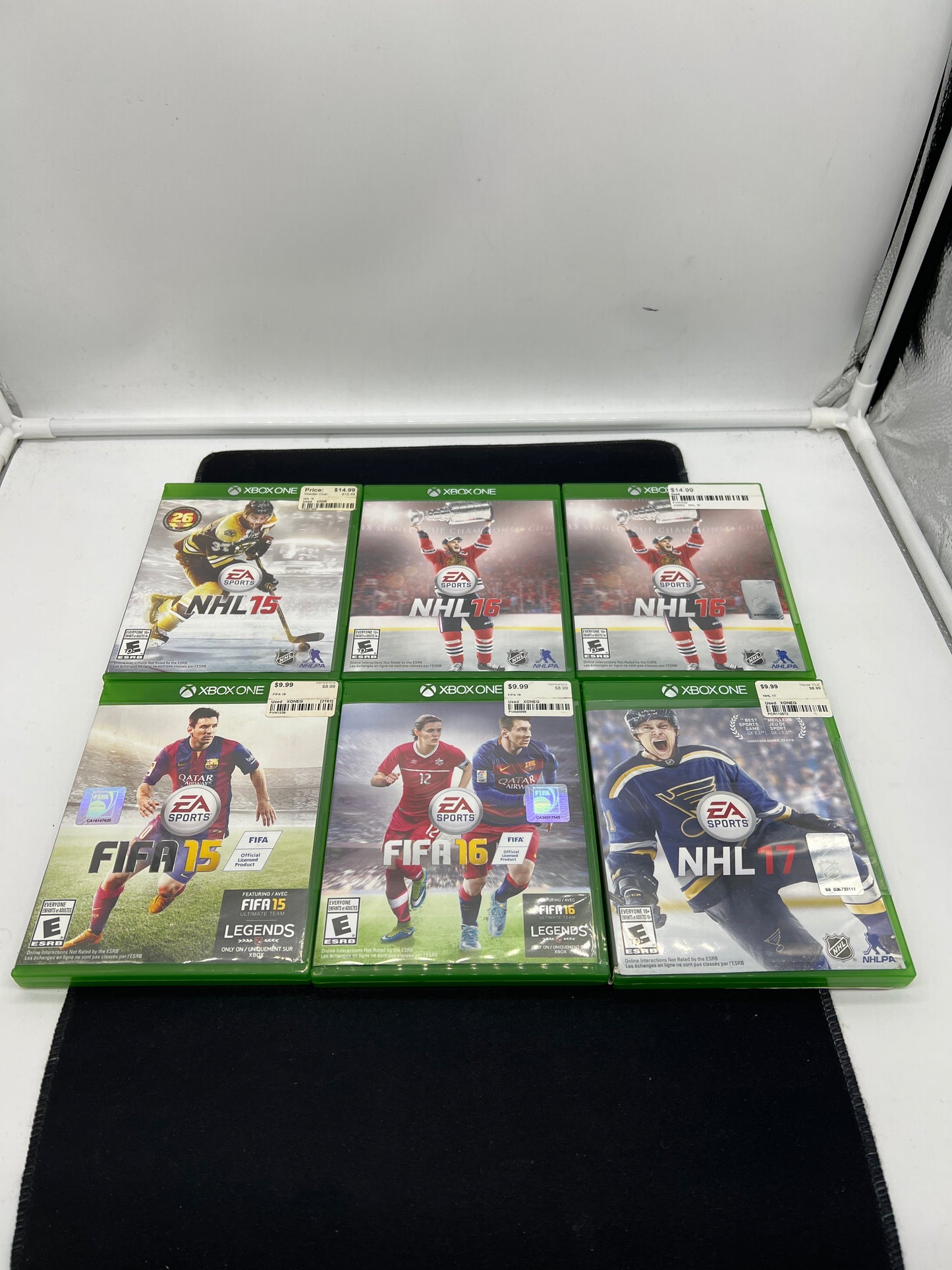 Auction Lot 136: XBOX ONE Video Game Lot of 6 NHL 15 16 17 FIFA  15 16