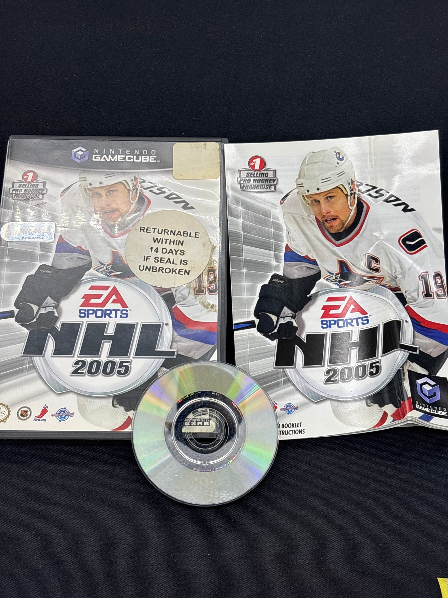 Auction Lot 185: Nintendo Gamecube NHL 2005 Complete with Case & Disc