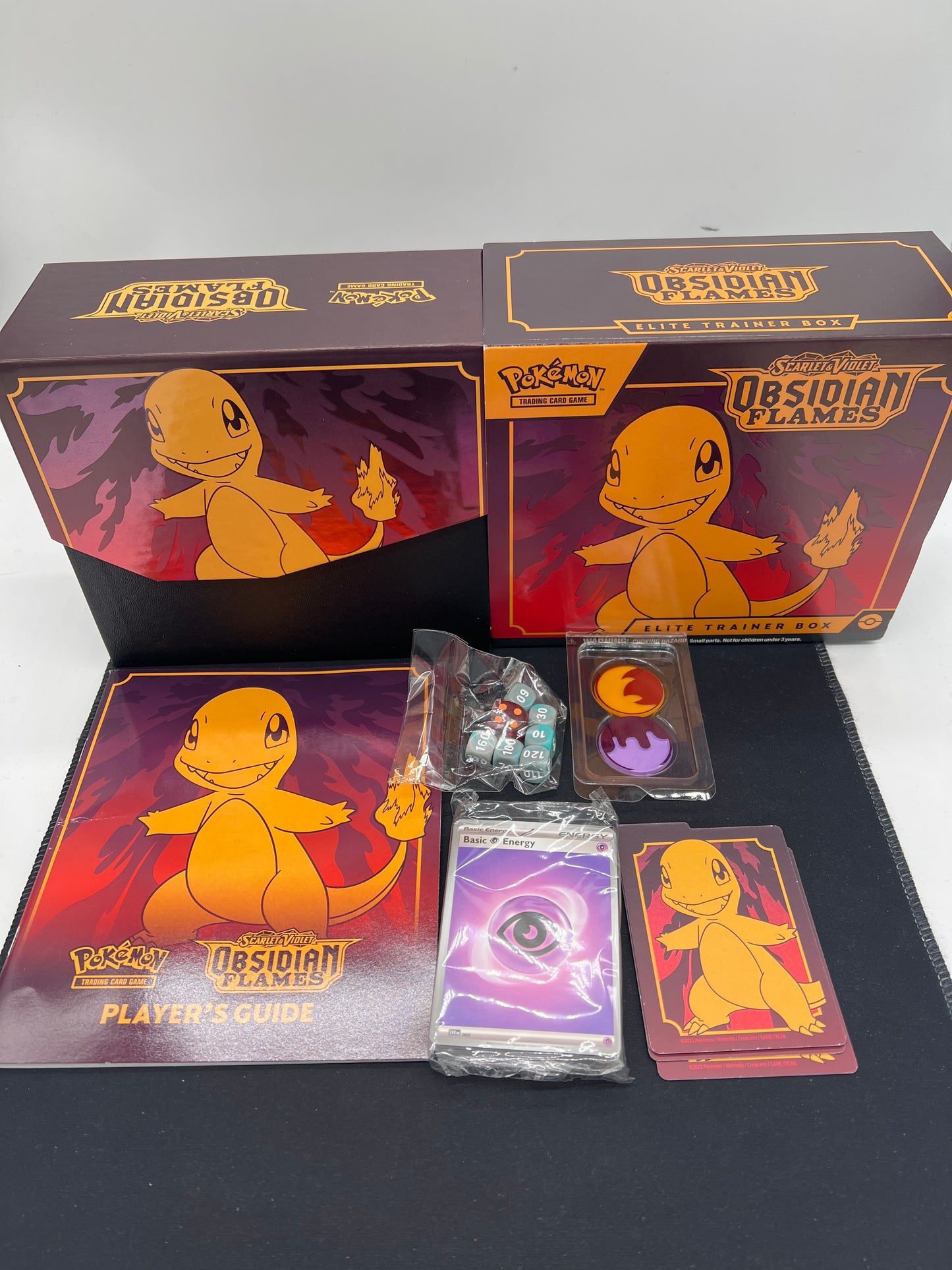 Auction Lot 300: Pokemon Obisidian Flames Empty ETB With Accesories