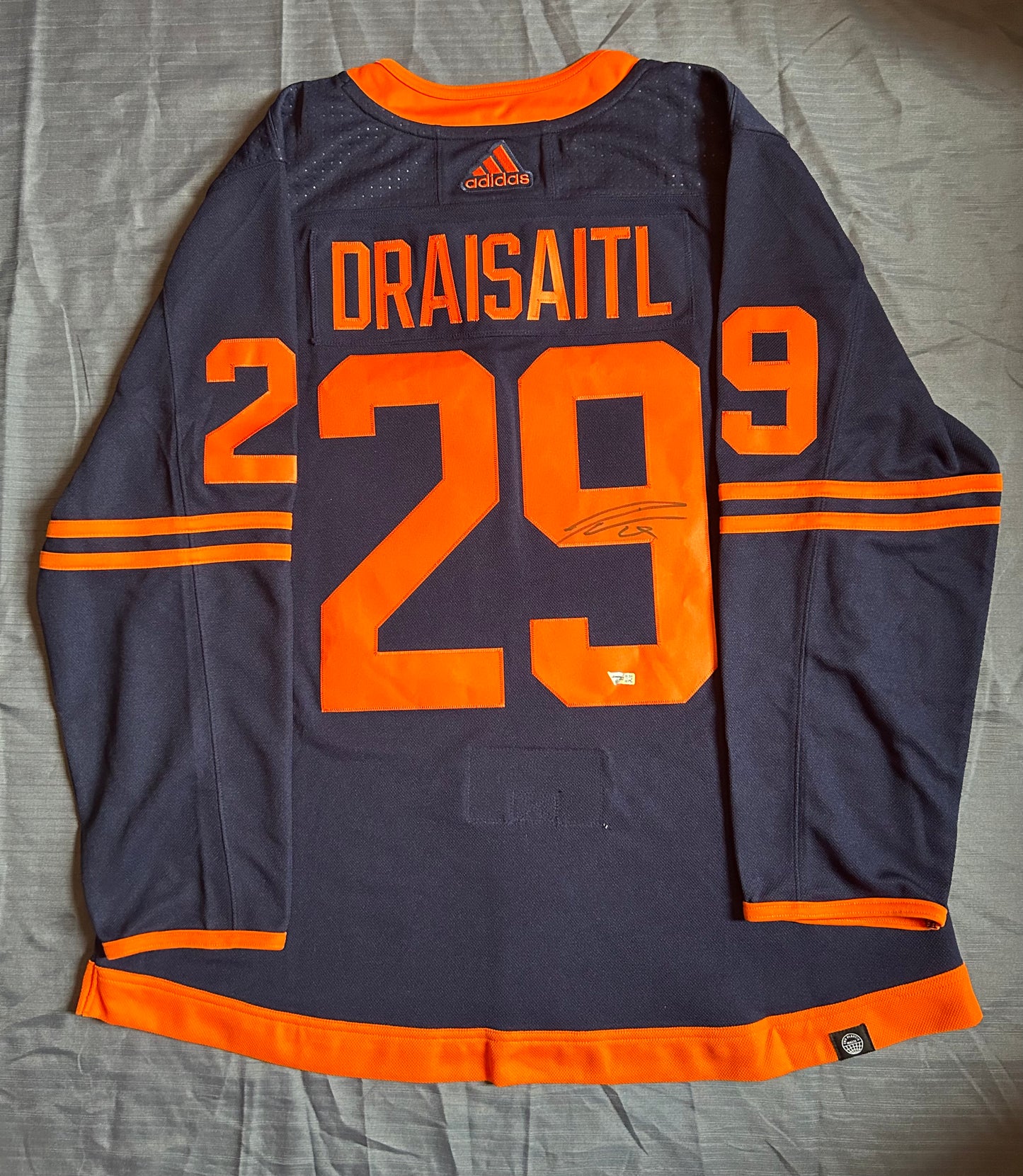 Signed Leon Draisaitl Edmonton Oilers Jersey w/ C.O.A