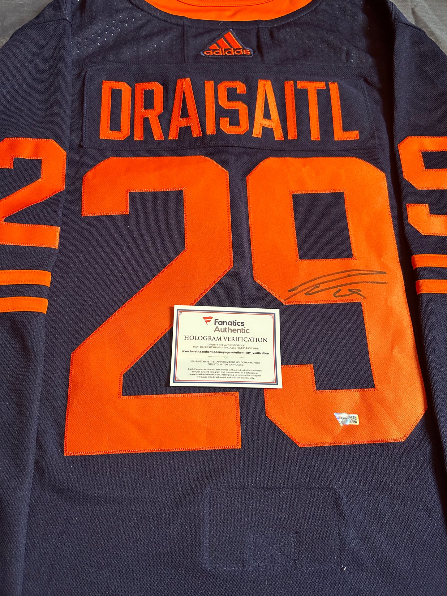 Signed Leon Draisaitl Edmonton Oilers Jersey w/ C.O.A