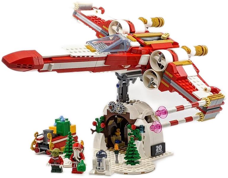 4002019 Yuletide X-Wing